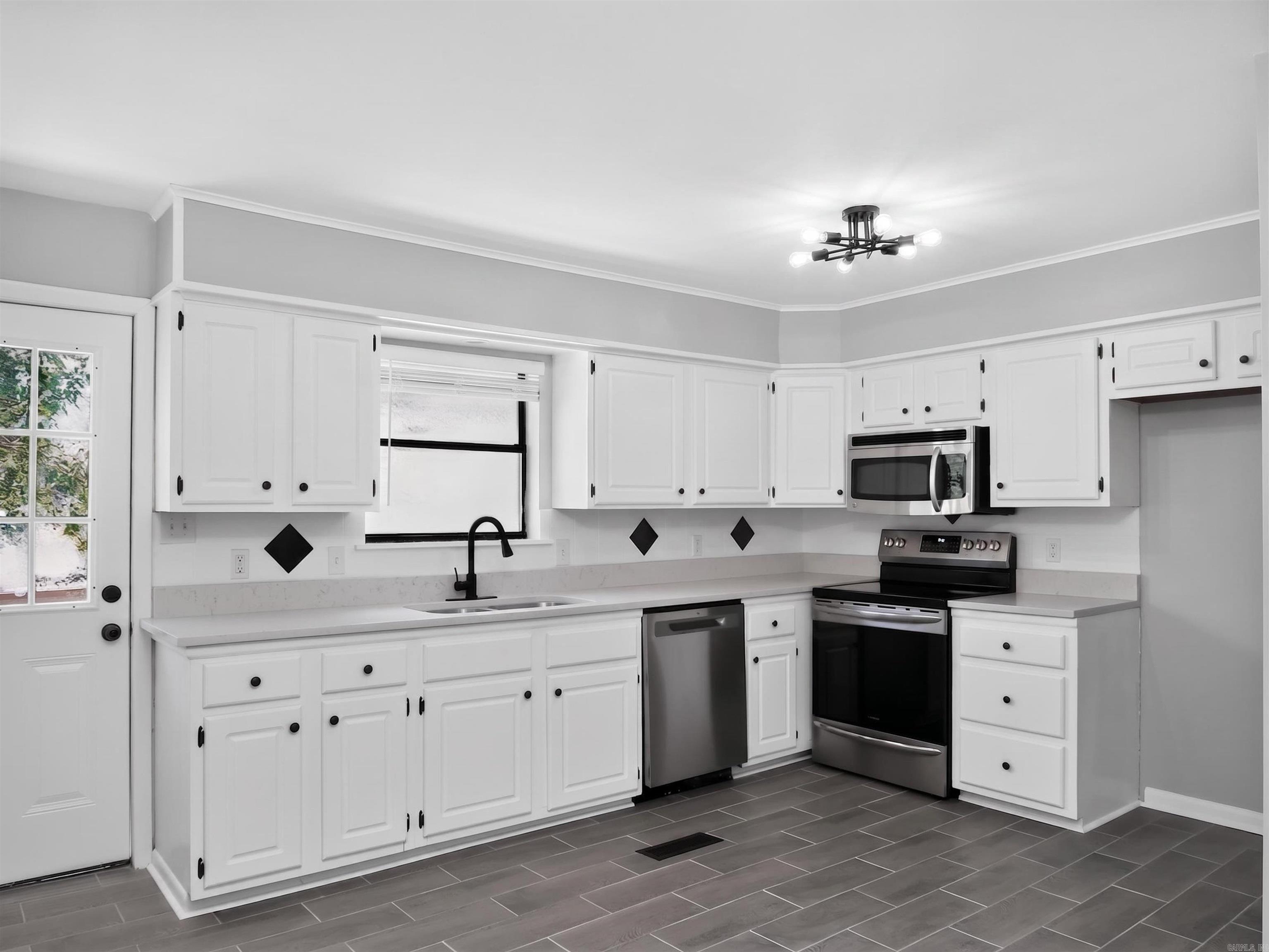 6 Desoto Forest Cv  Little Rock, AR
