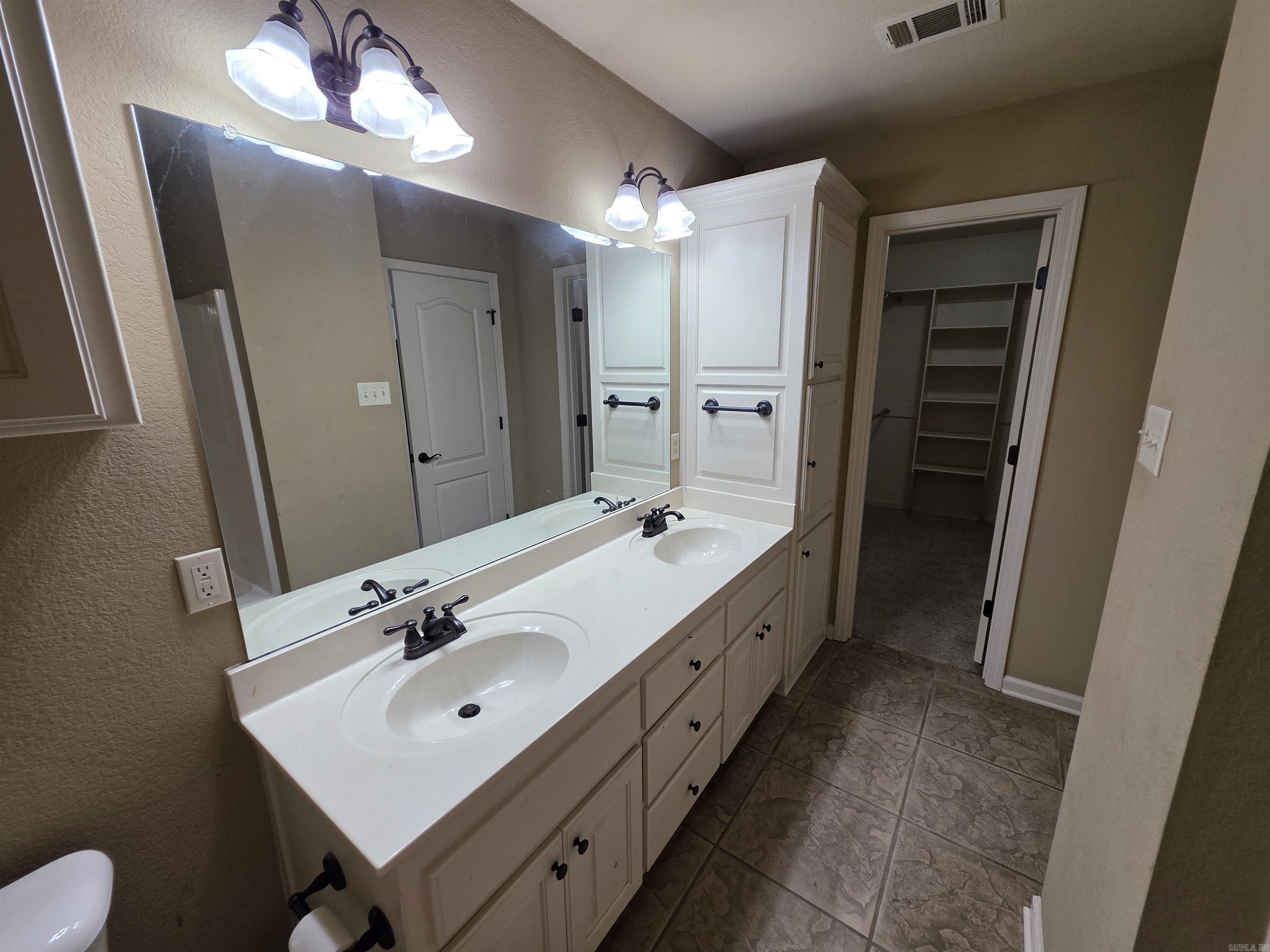 37 Green Apple  Ward, AR