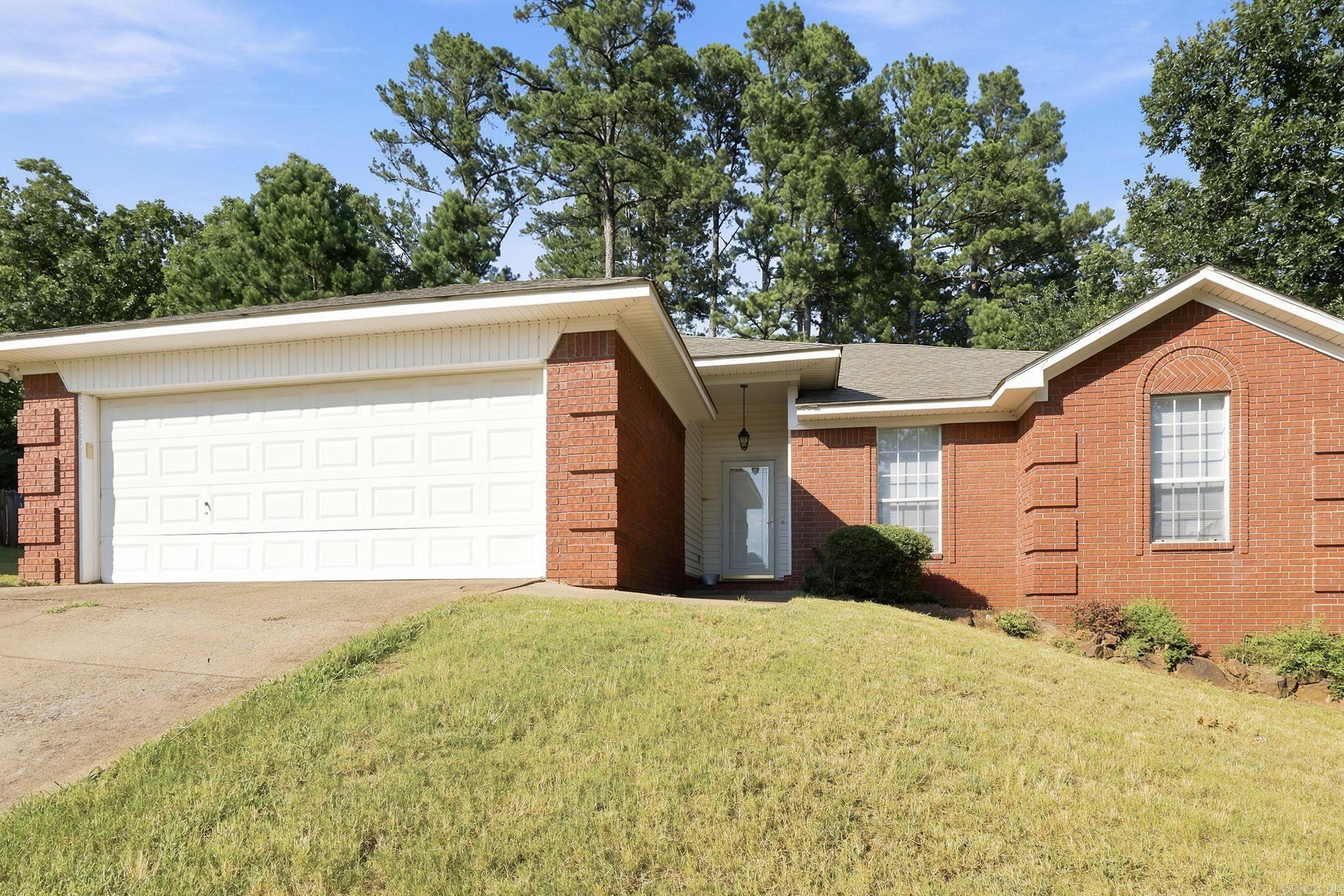 2570 Peabody  Conway, AR