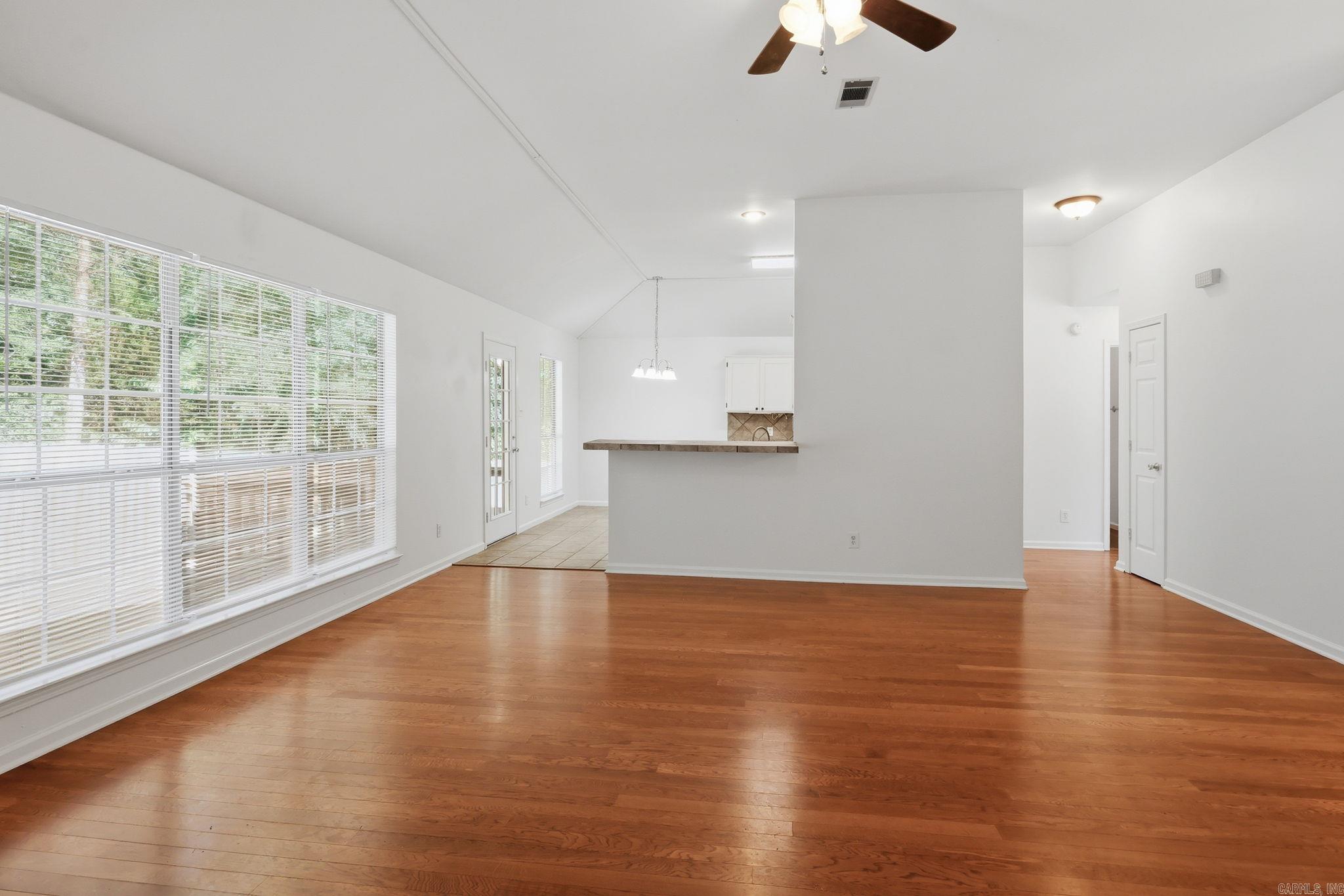 2570 Peabody  Conway, AR