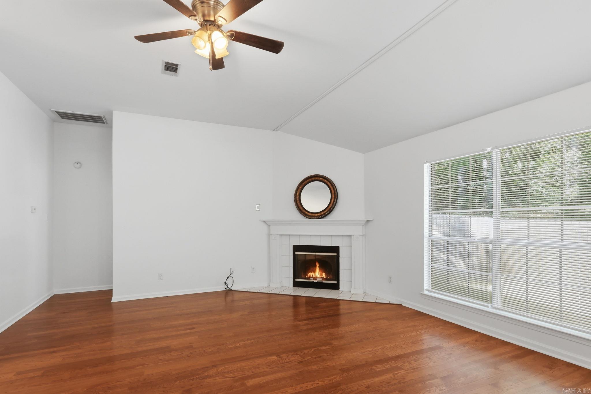 2570 Peabody  Conway, AR