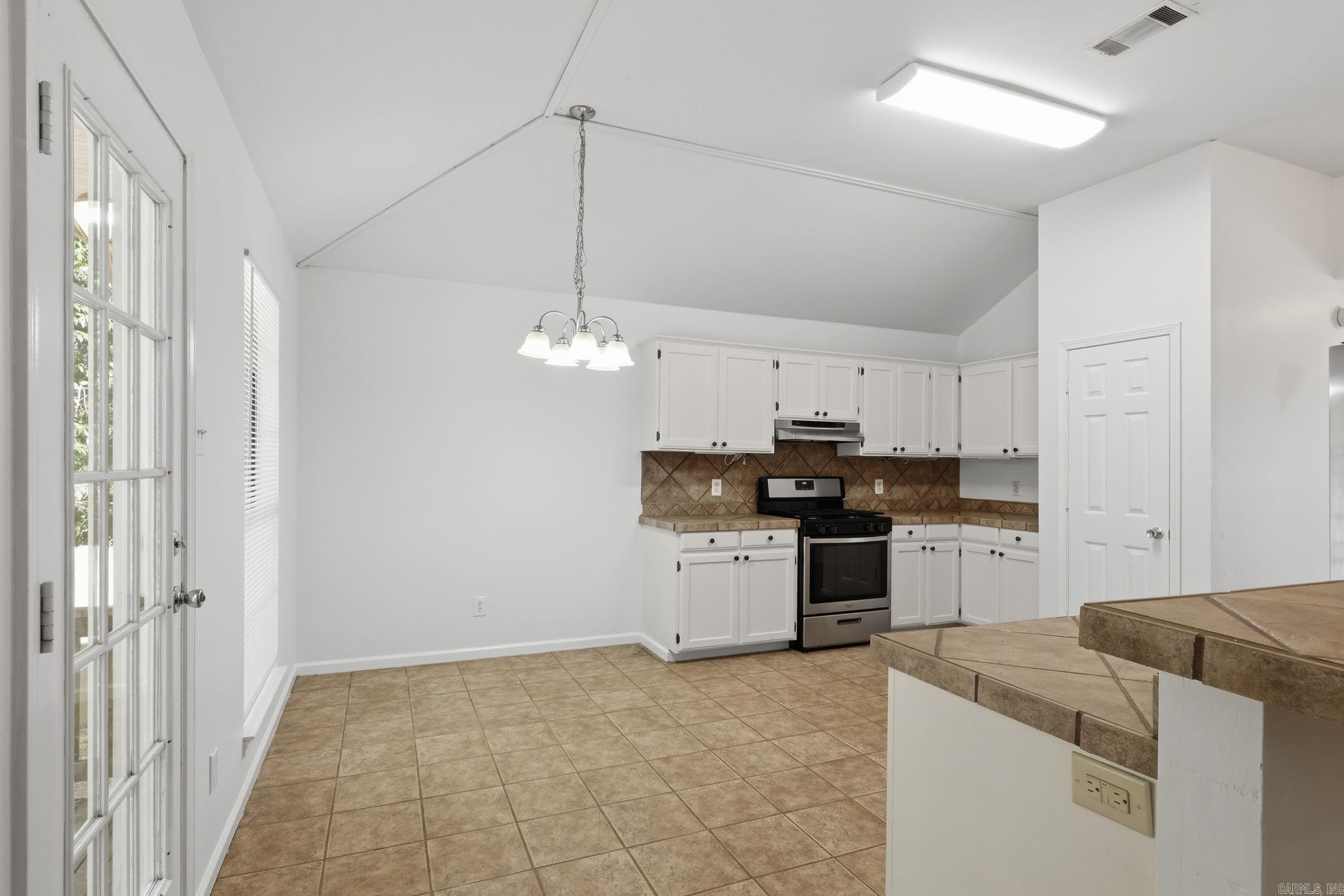2570 Peabody  Conway, AR