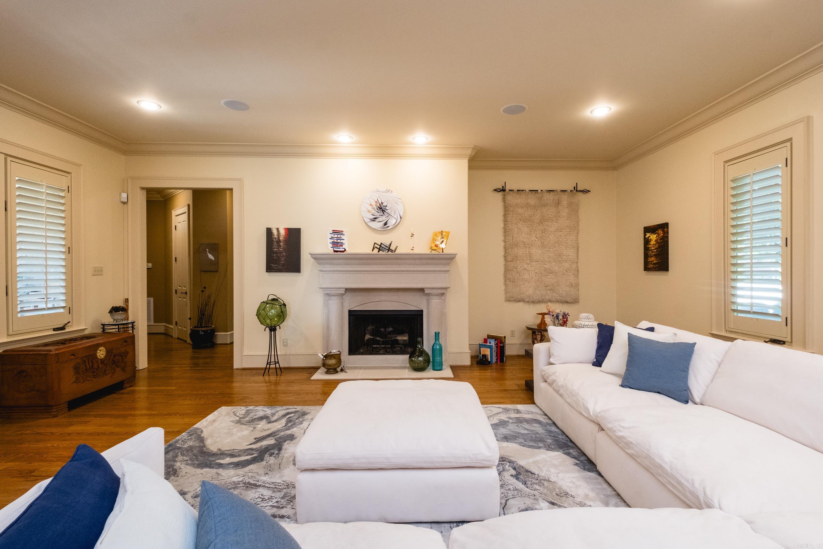 81 Quercus  Little Rock, AR