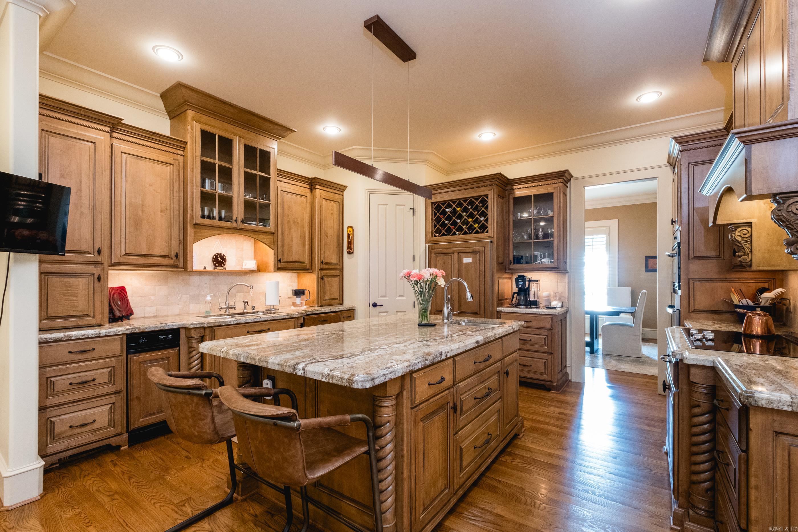 81 Quercus  Little Rock, AR