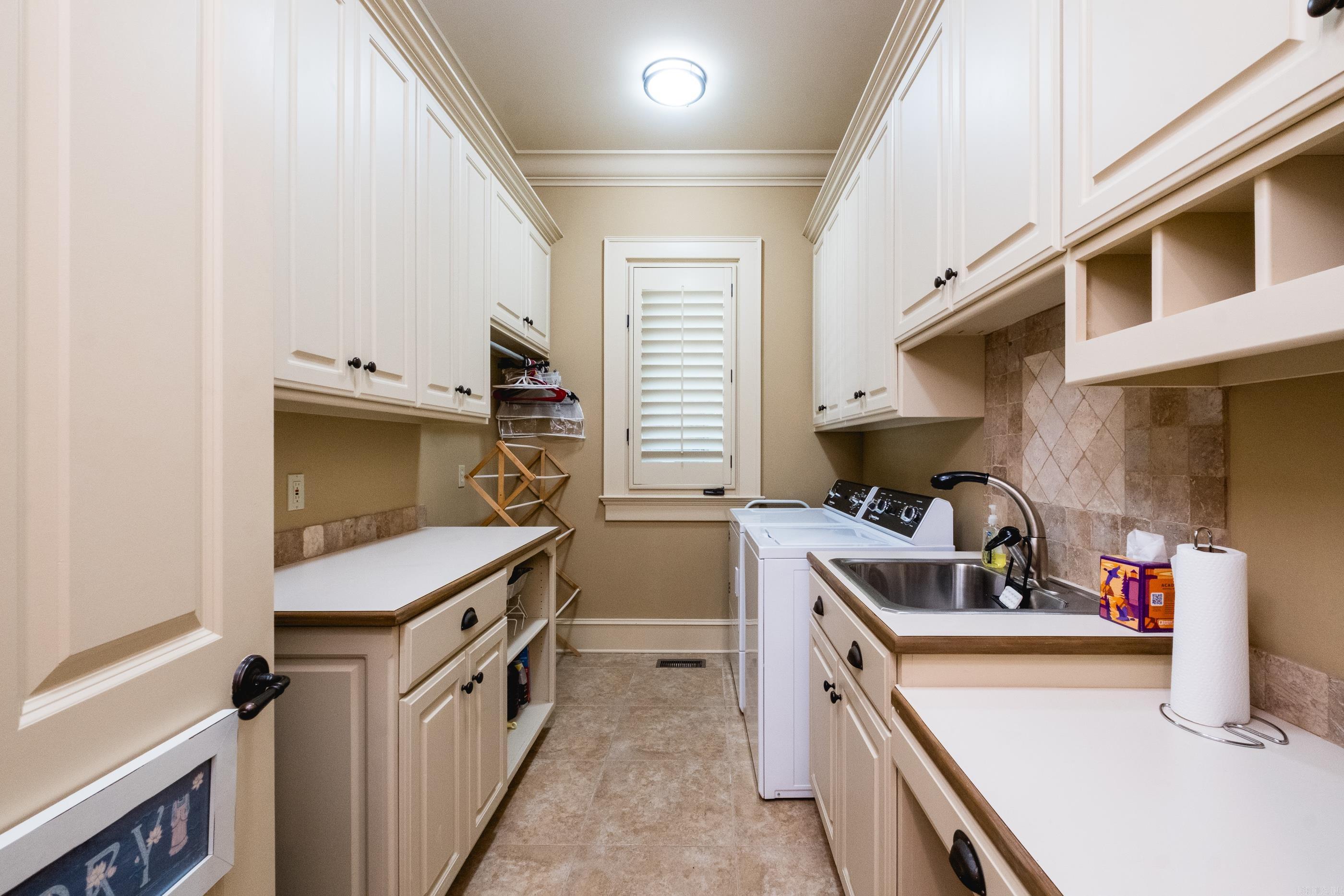 81 Quercus  Little Rock, AR