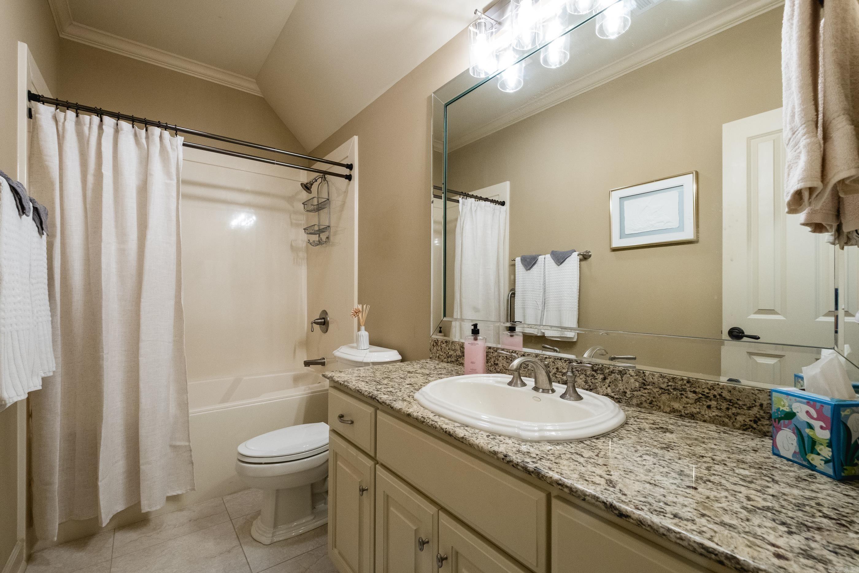 81 Quercus  Little Rock, AR