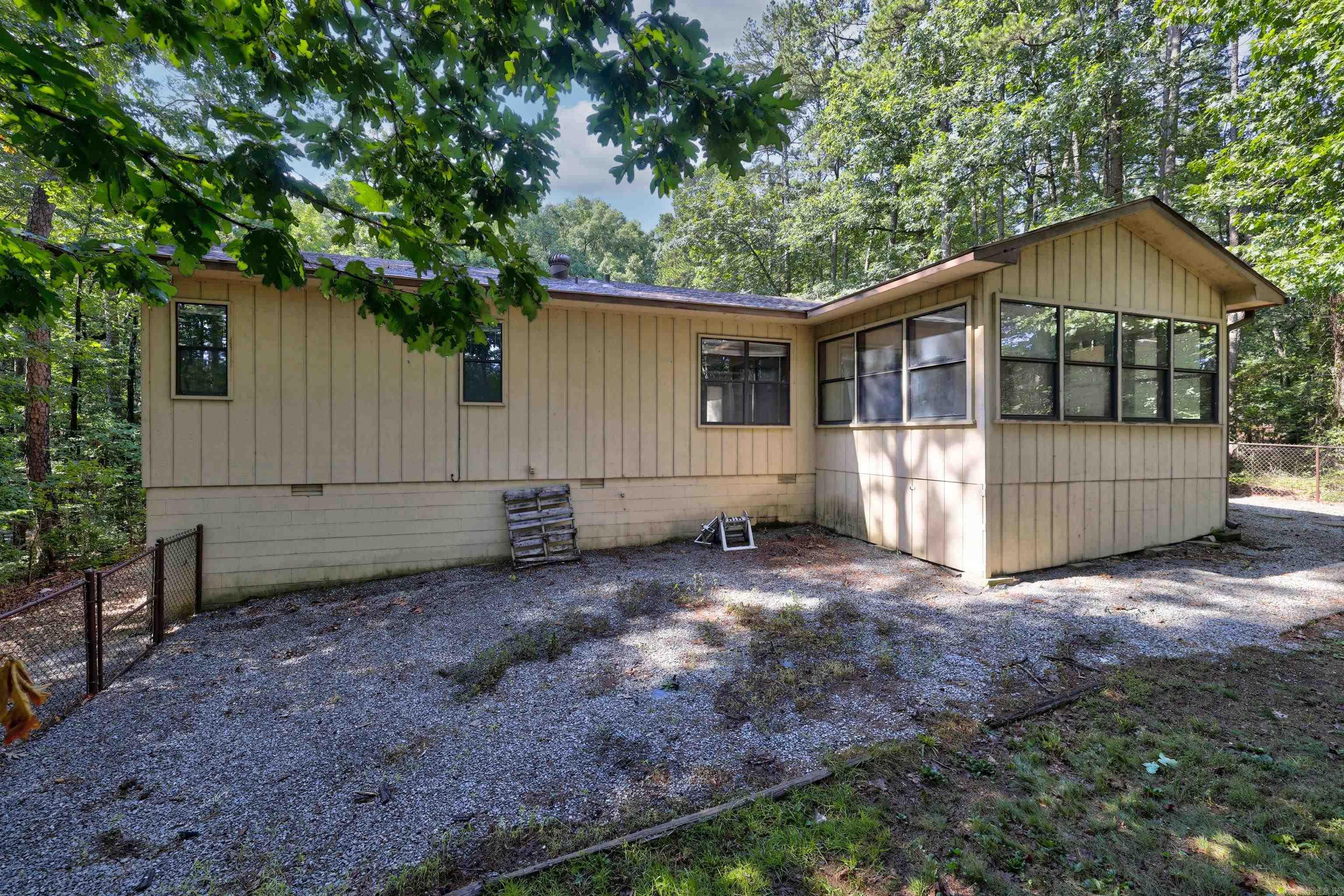 15 Del Camino  Hot Springs Village, AR