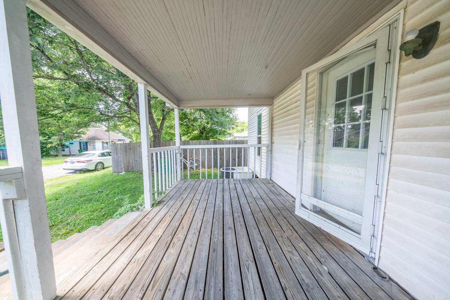 222 S 6th  Thayer, MO
