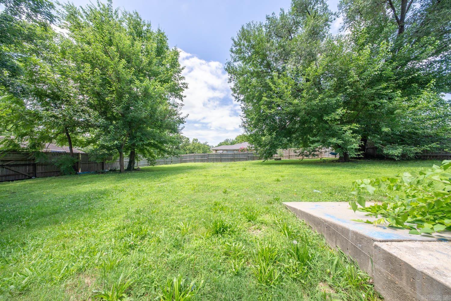 222 S 6th  Thayer, MO