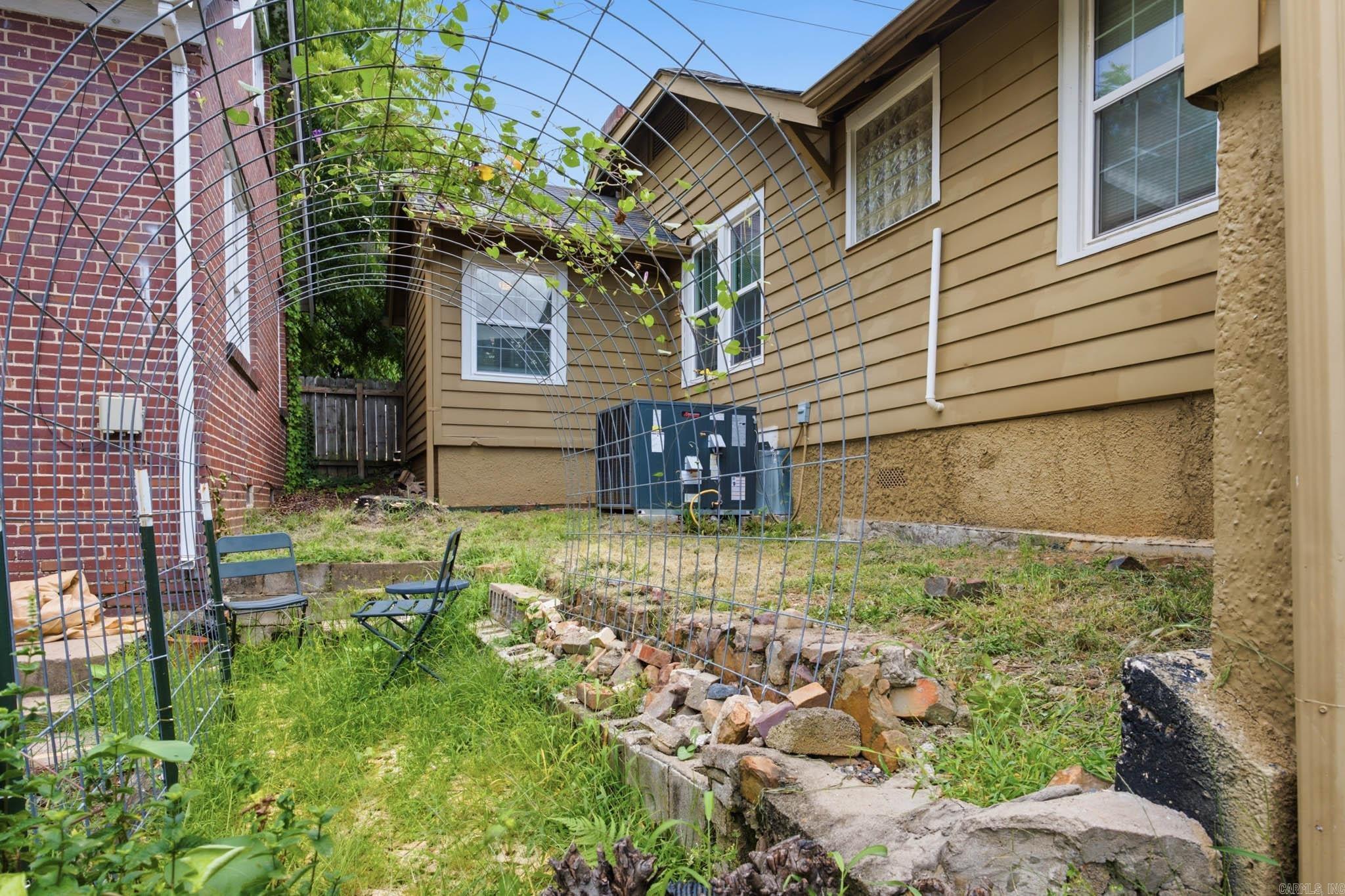 3315 W Markham  Little Rock, AR