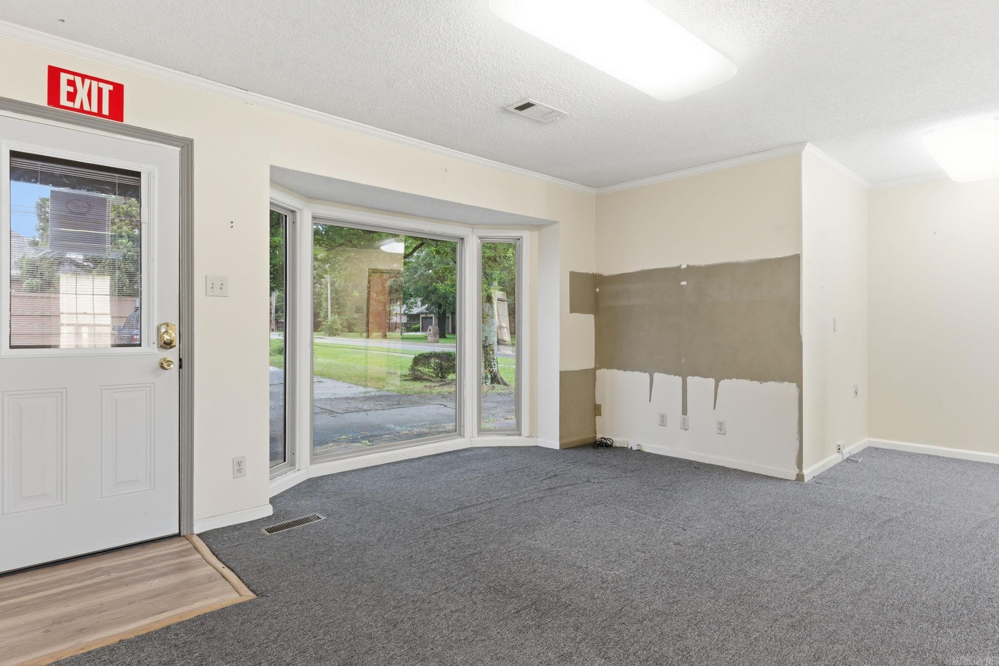 16723 Cantrell Road  Little Rock, AR