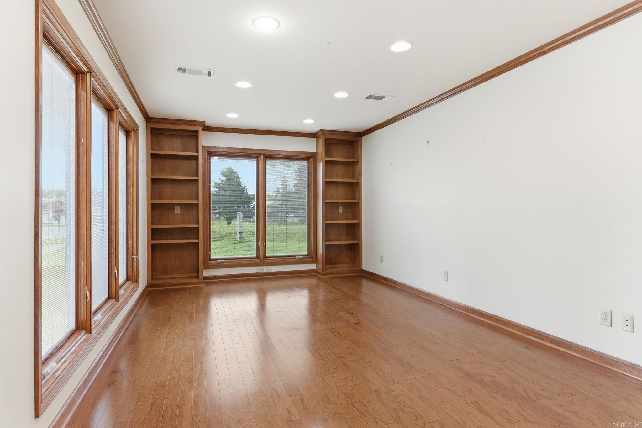16723 Cantrell Road  Little Rock, AR