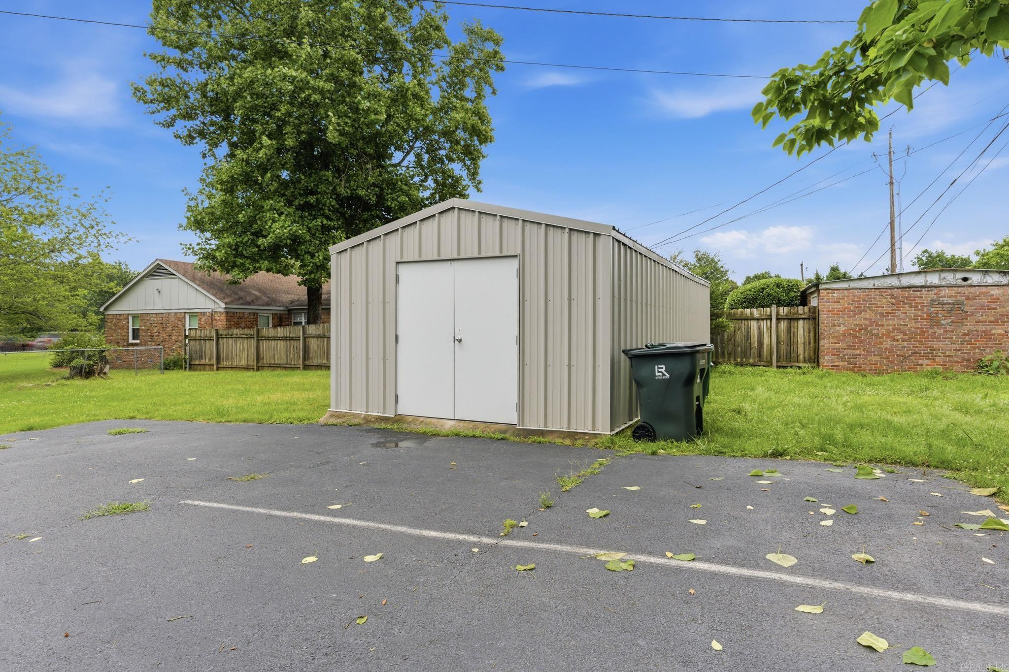 16723 Cantrell Road  Little Rock, AR