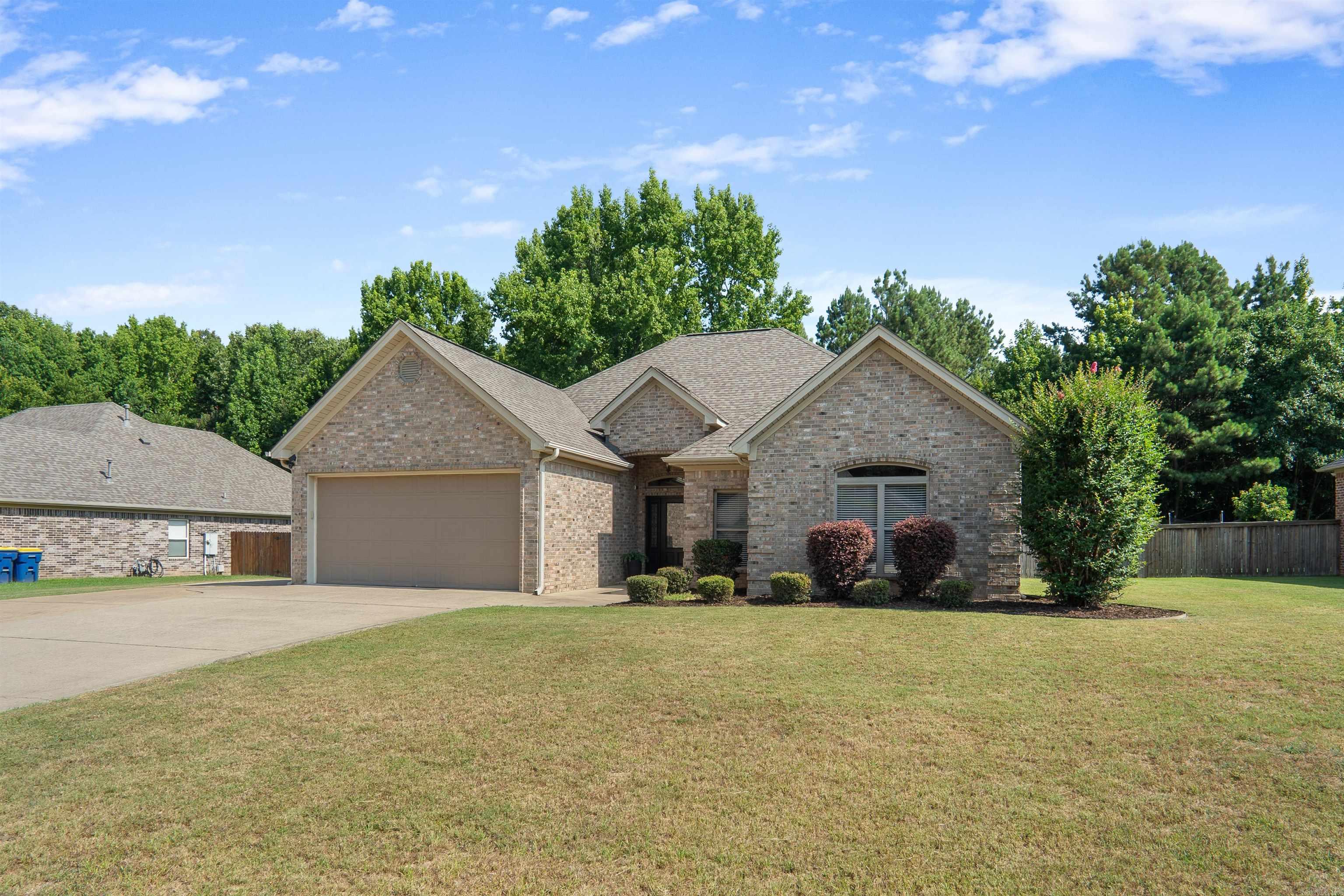 221 Jackson Park Cv  Cabot, AR