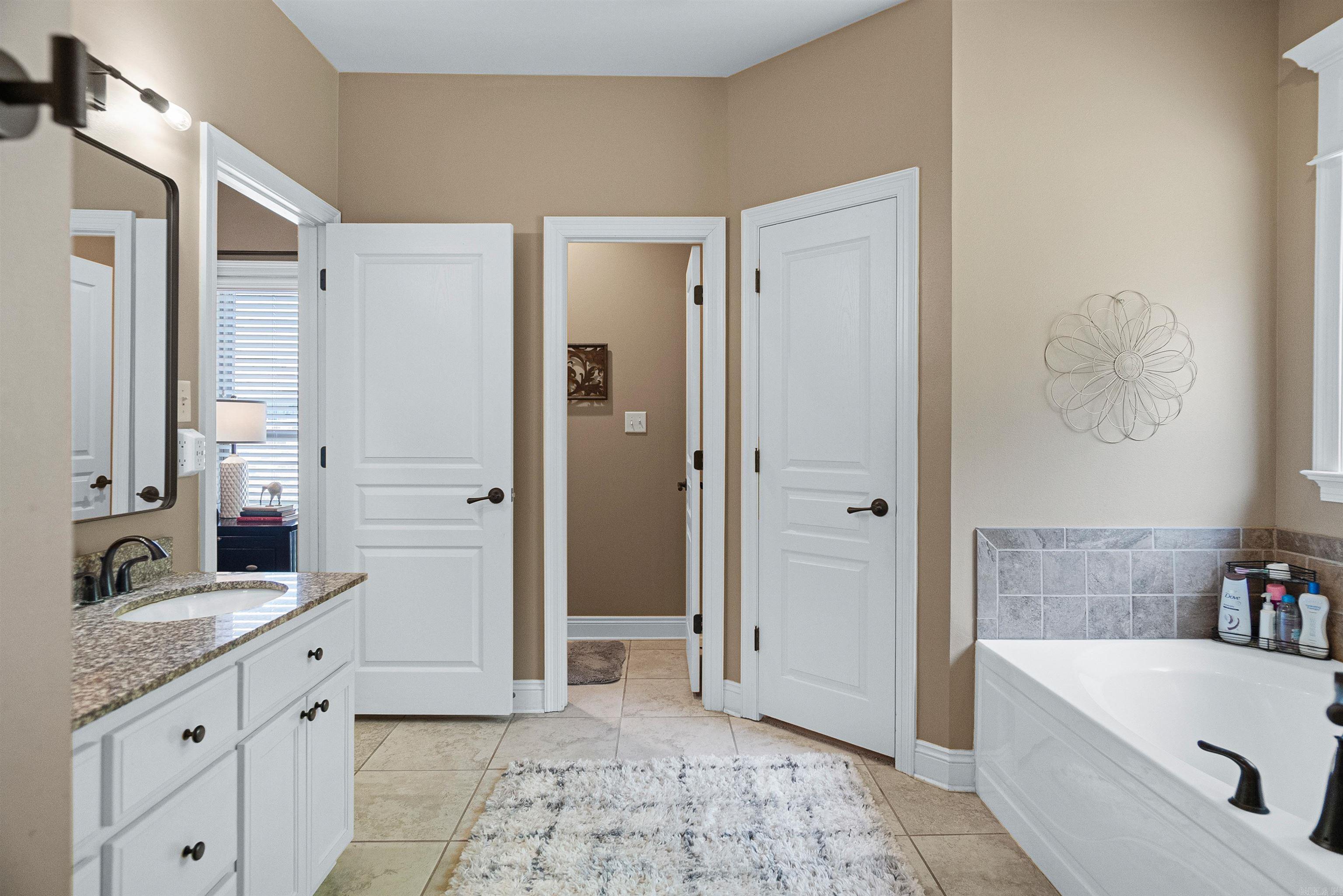 221 Jackson Park Cv  Cabot, AR