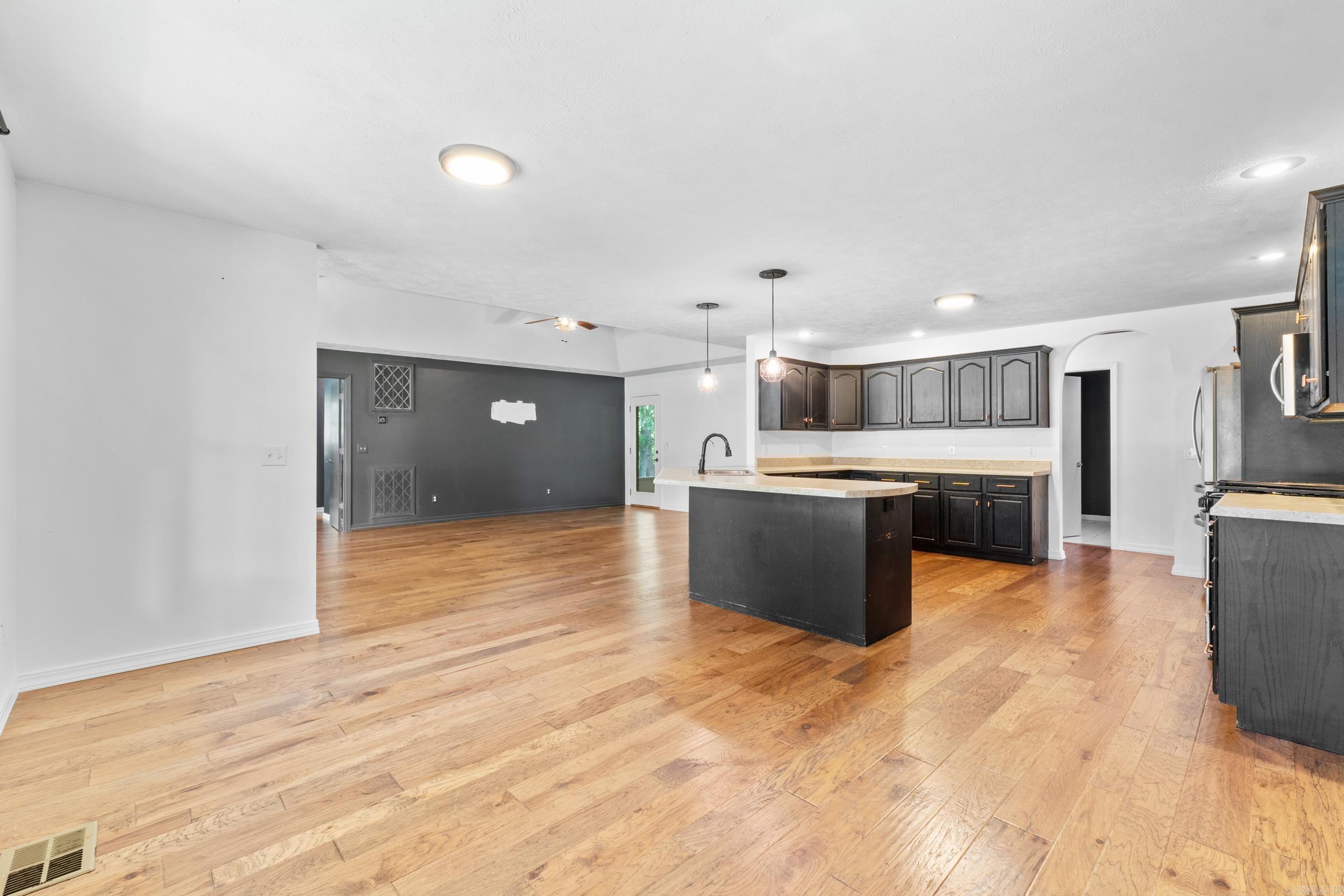 1601 Inverness  Mountain Home, AR