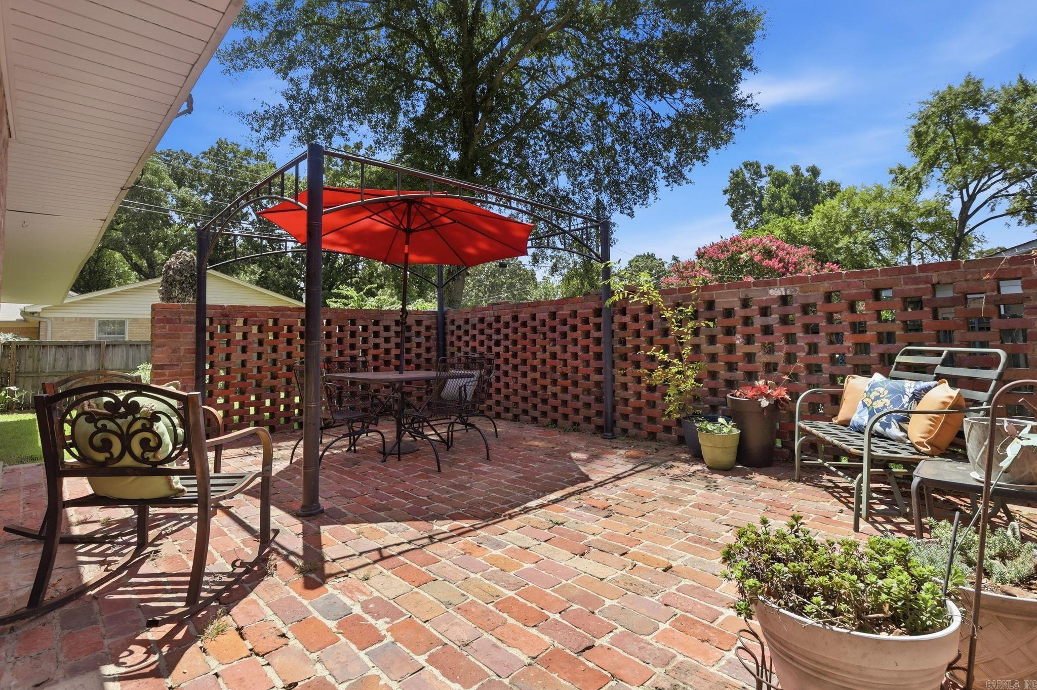 7309 Woodside  Little Rock, AR