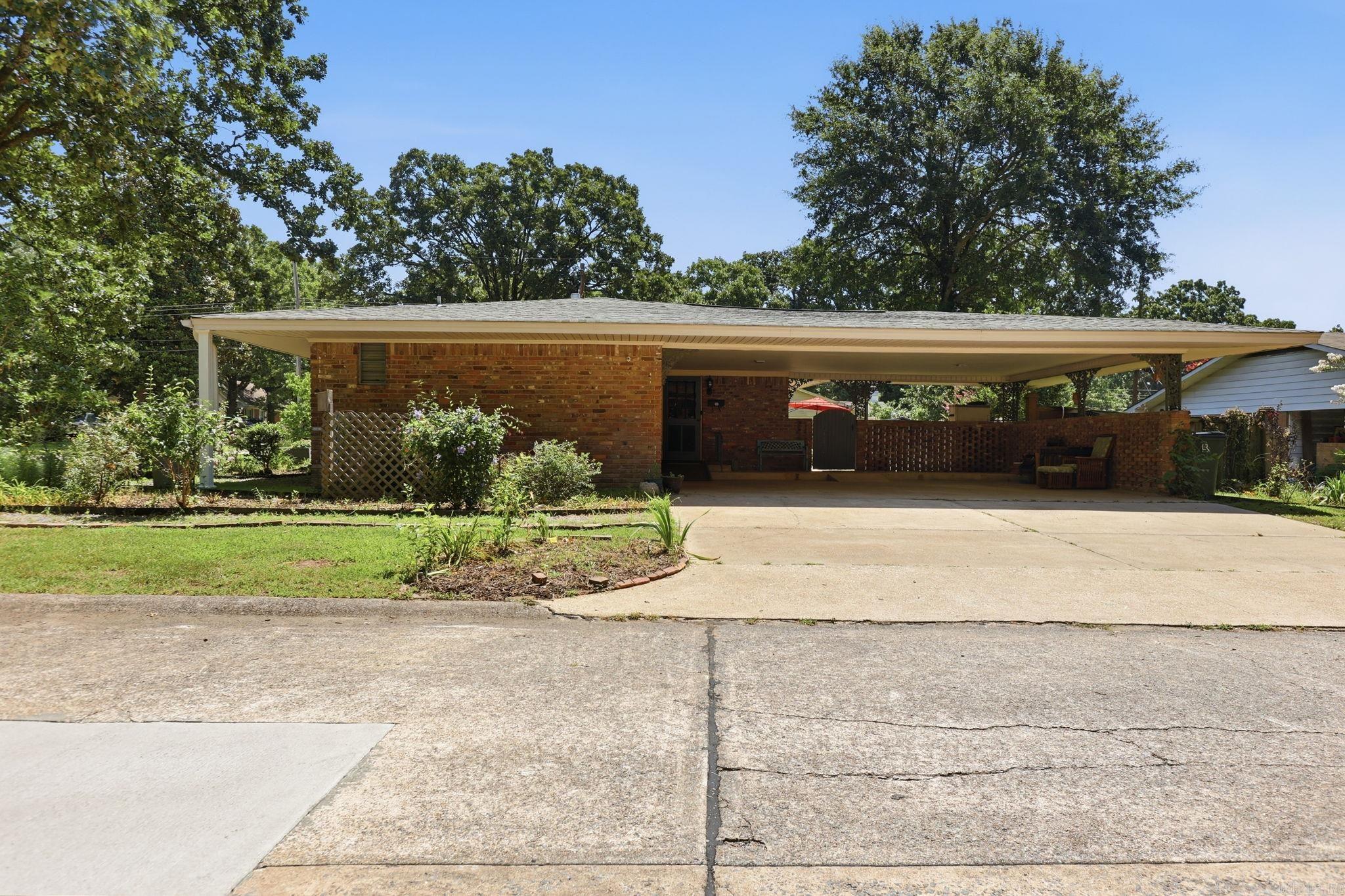 7309 Woodside  Little Rock, AR
