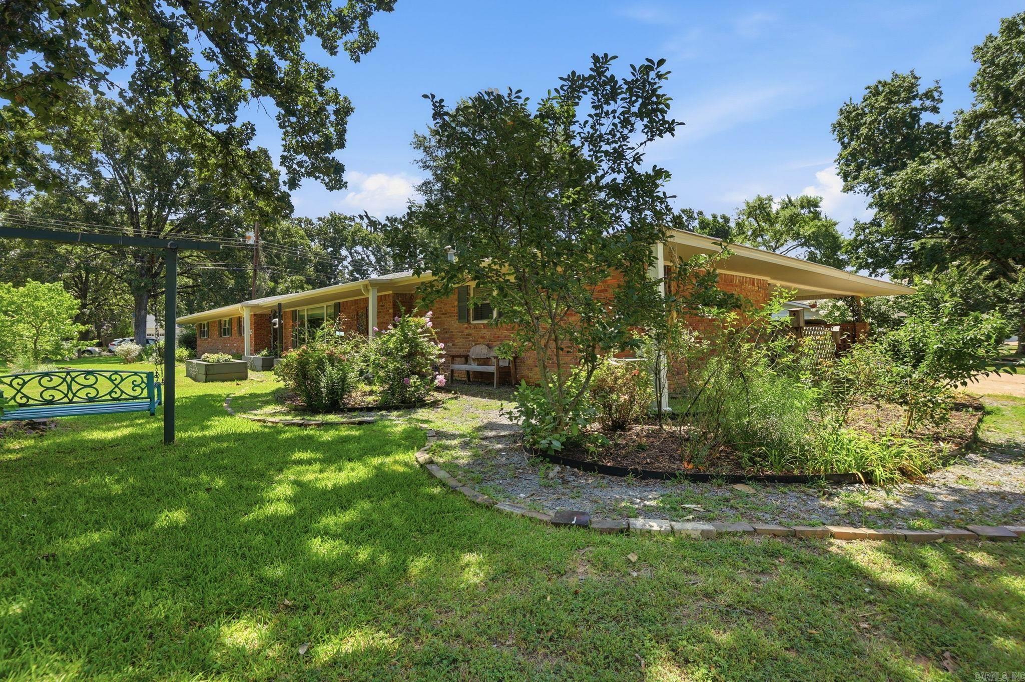 7309 Woodside  Little Rock, AR