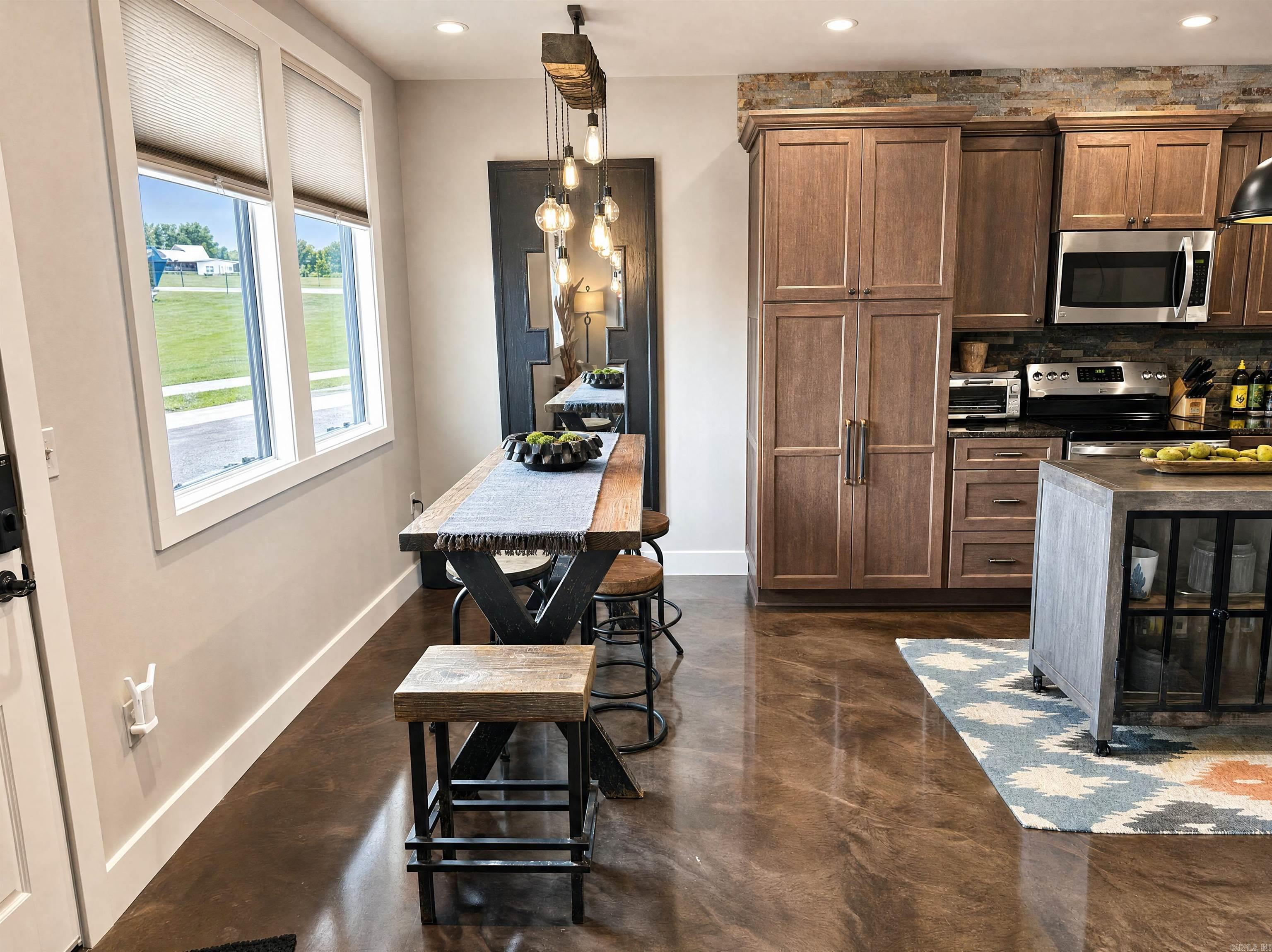 7910 Edgemont Rd, Suite 201  Greers Ferry, AR