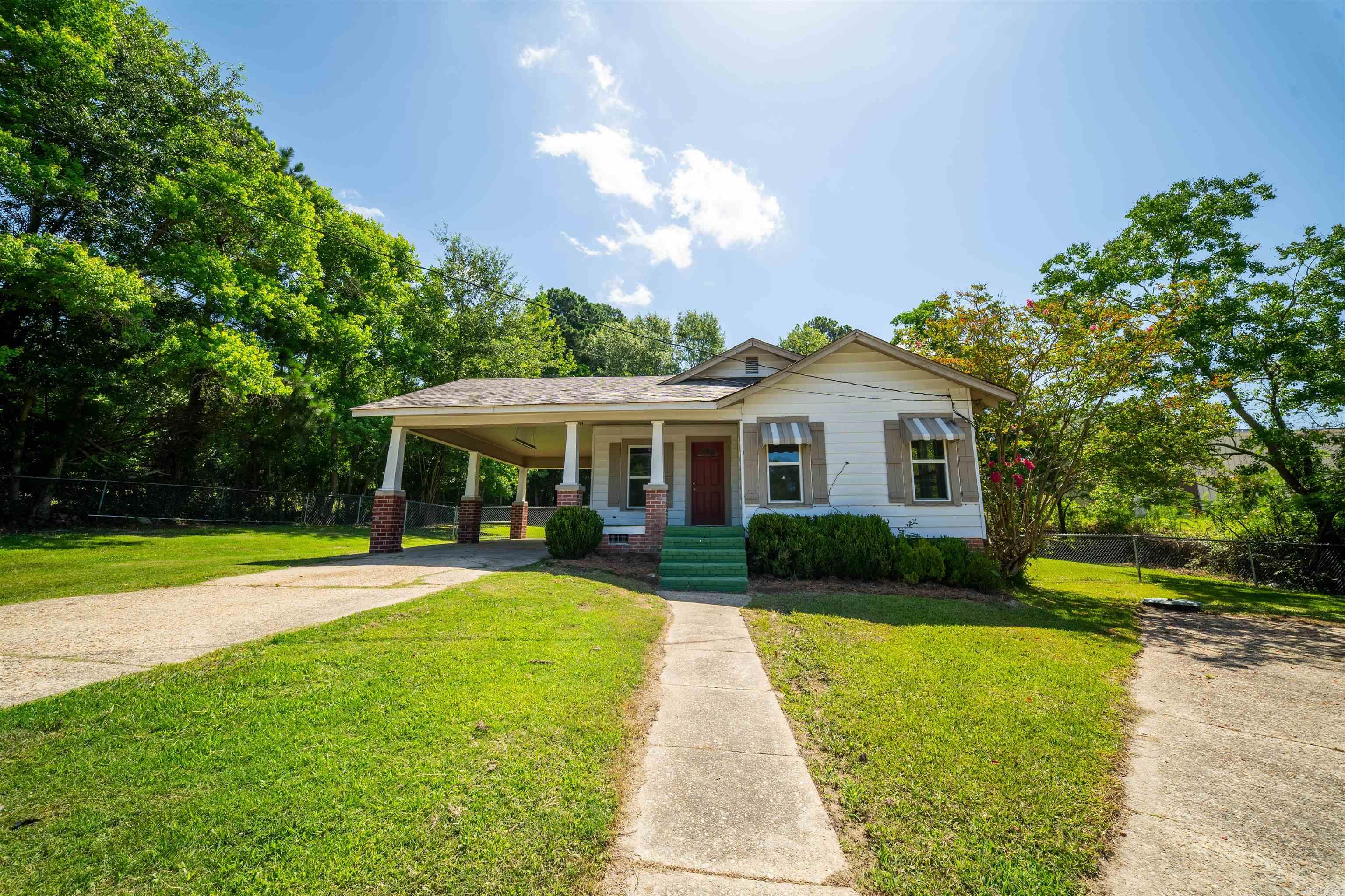 111 N Wyatt Dr  El Dorado, AR