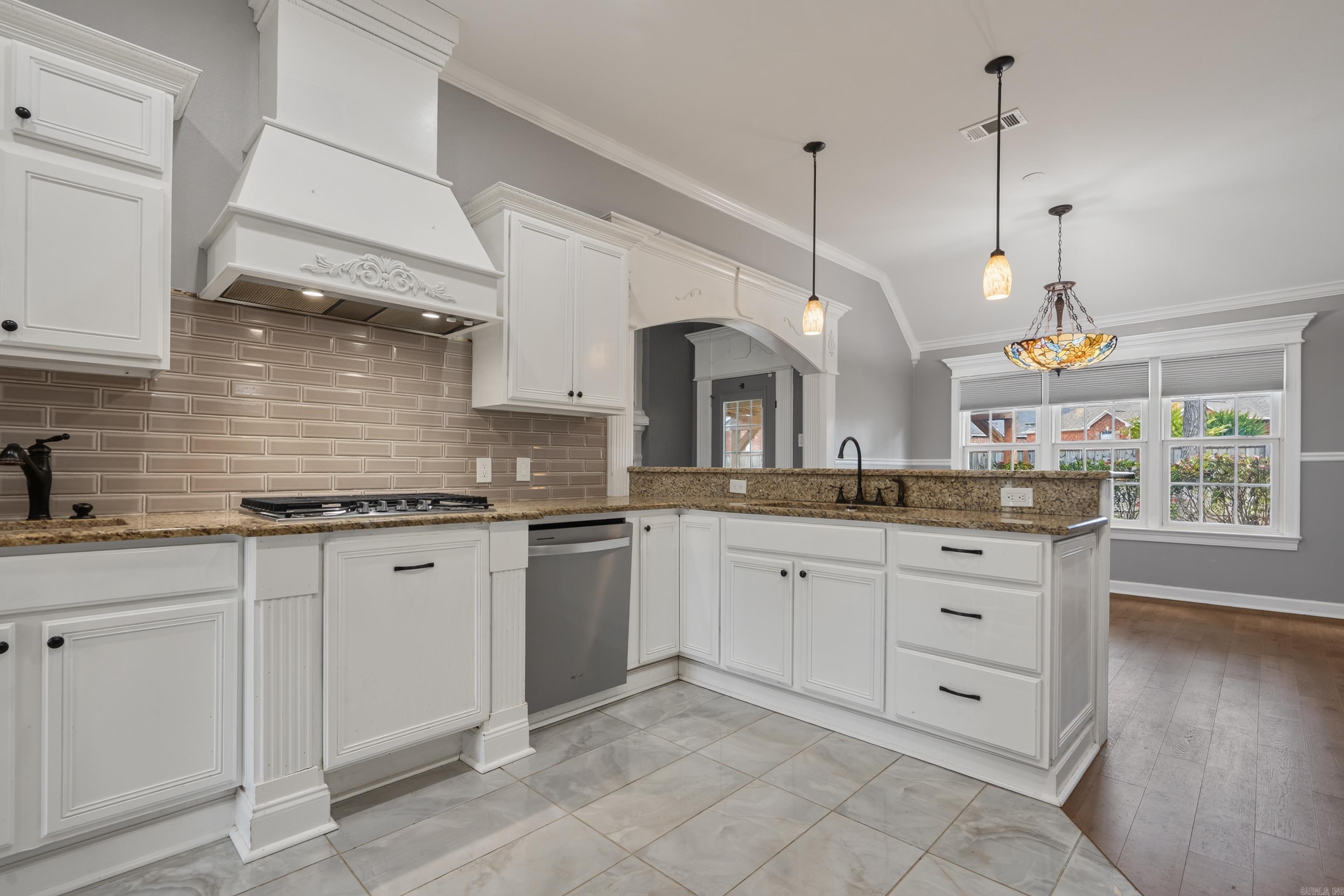 2724 Crooked Stick  Benton, AR