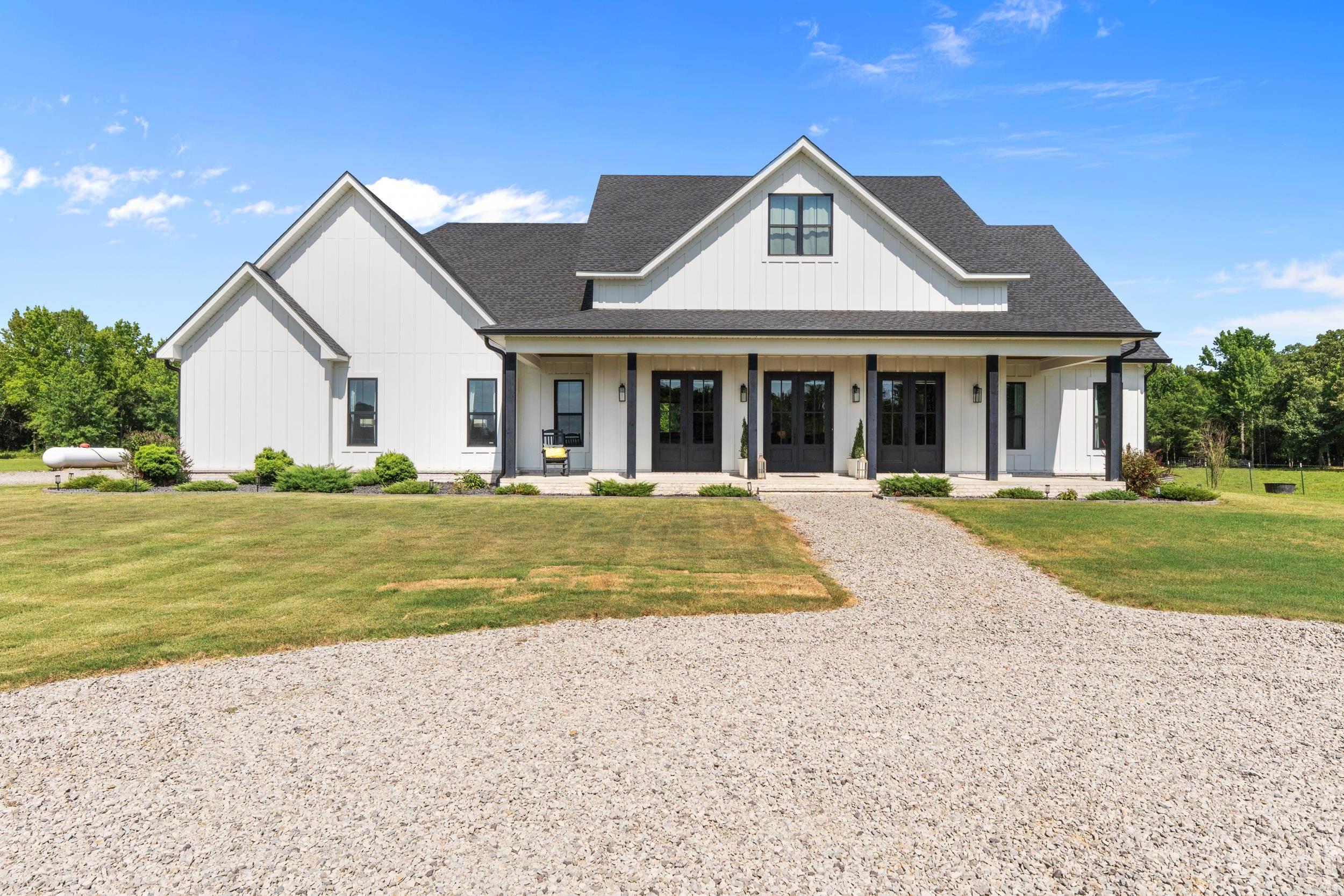 157 S Mt Olive  Vilonia, AR