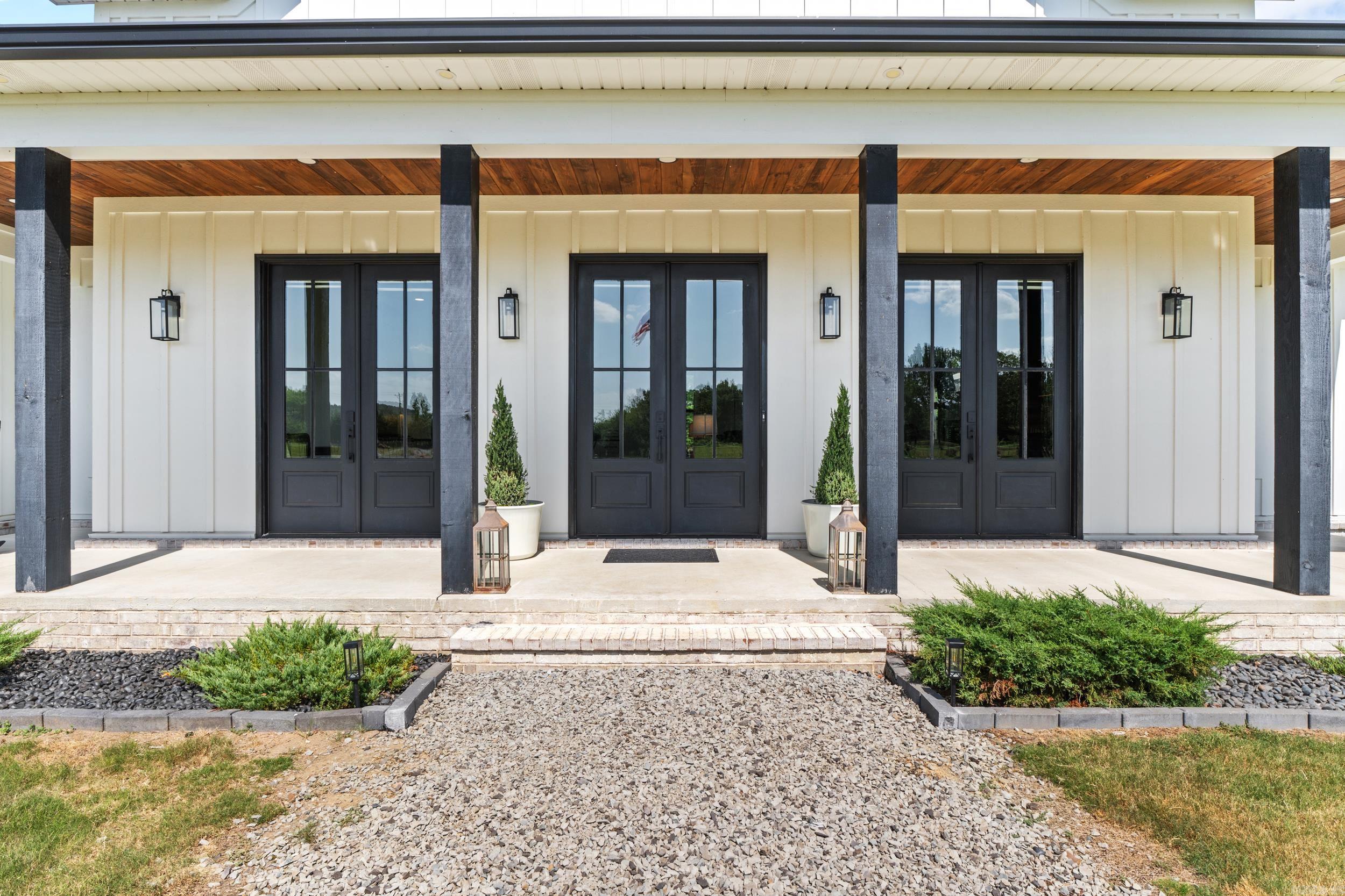 157 S Mt Olive  Vilonia, AR