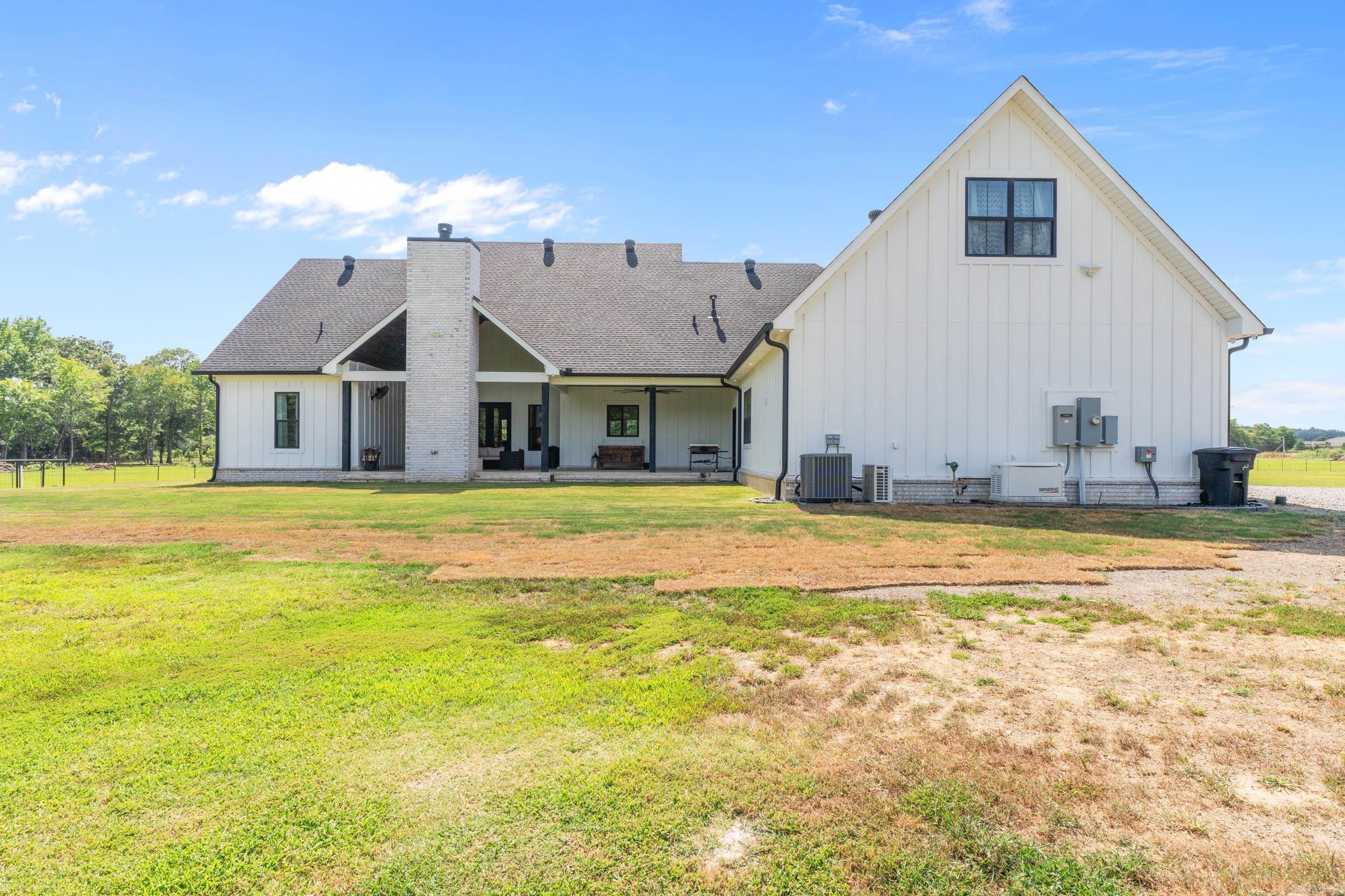 157 S Mt Olive  Vilonia, AR