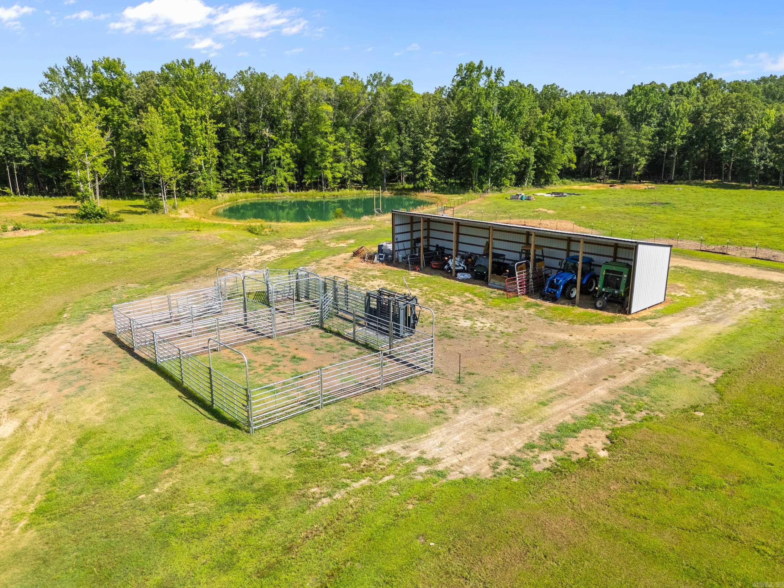 157 S Mt Olive  Vilonia, AR