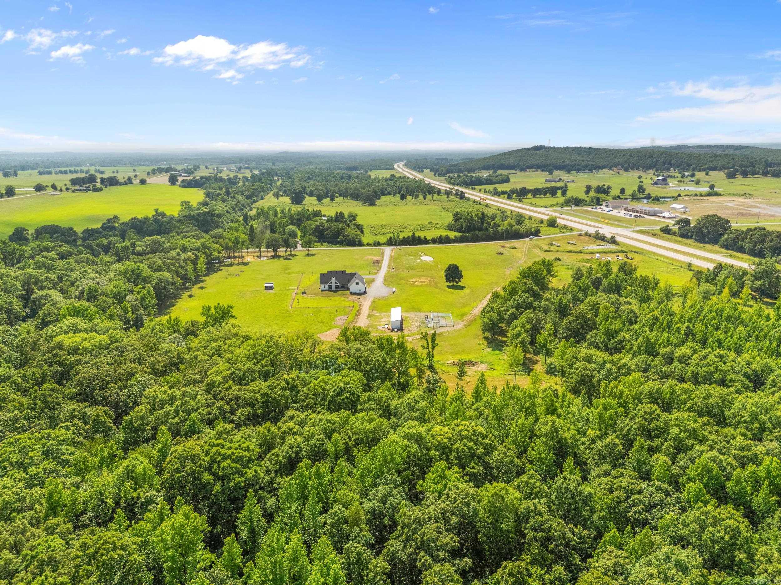 157 S Mt Olive  Vilonia, AR