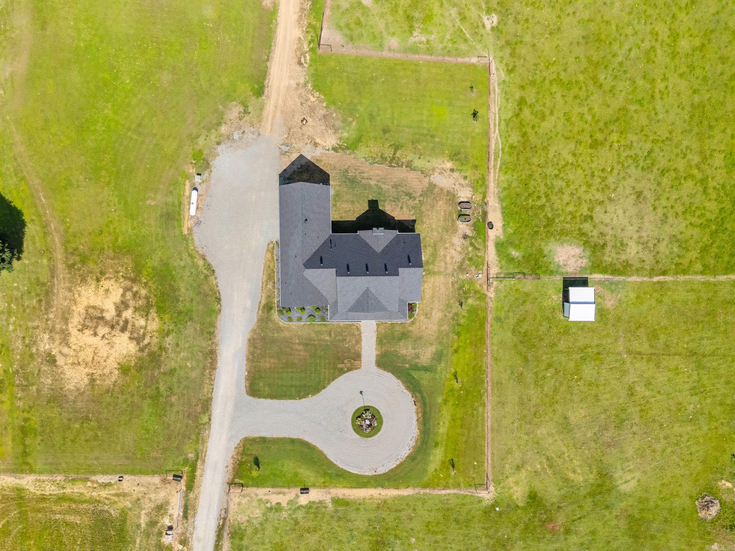 157 S Mt Olive  Vilonia, AR