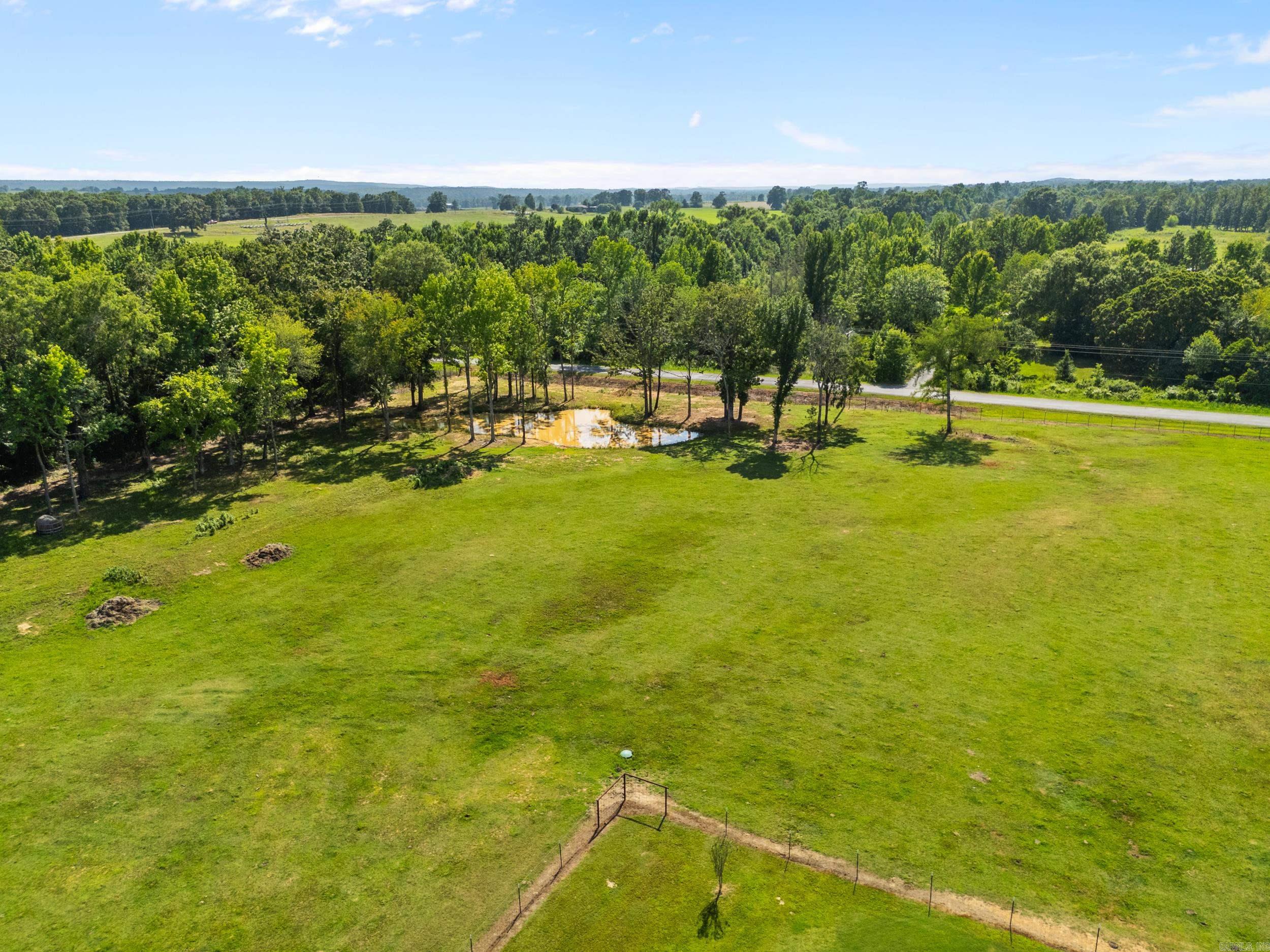 157 S Mt Olive  Vilonia, AR
