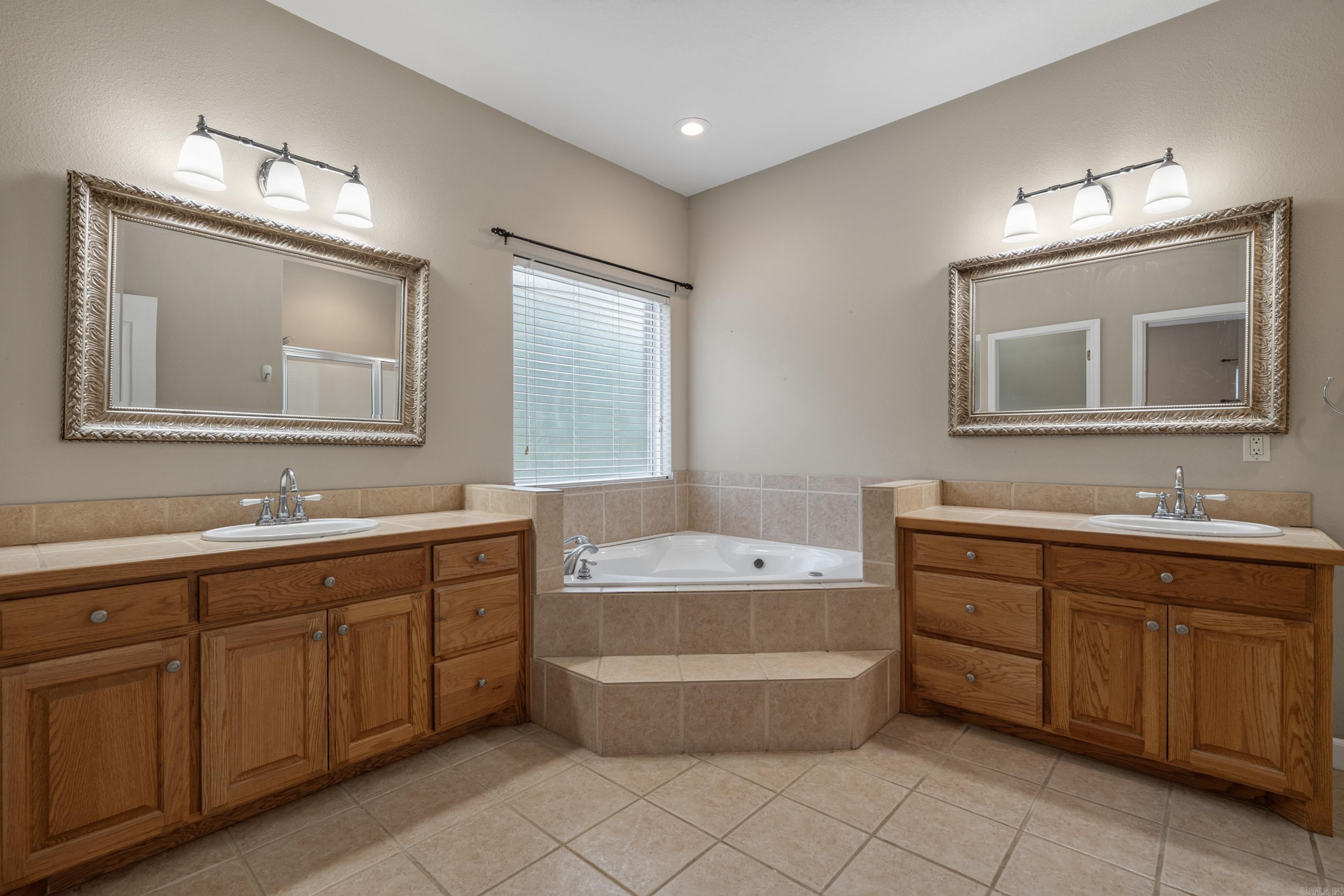 151 Wincastle  Royal, AR
