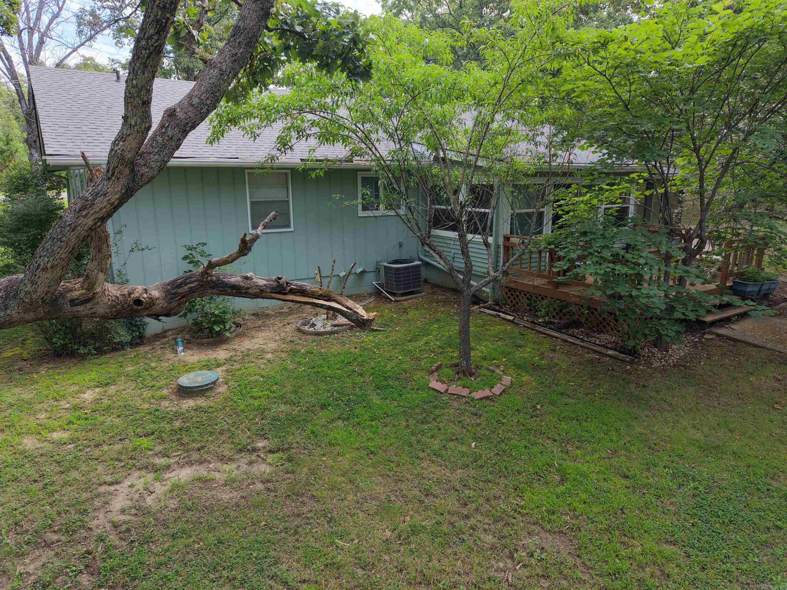 301 Ruby Ln  Horseshoe Bend, AR