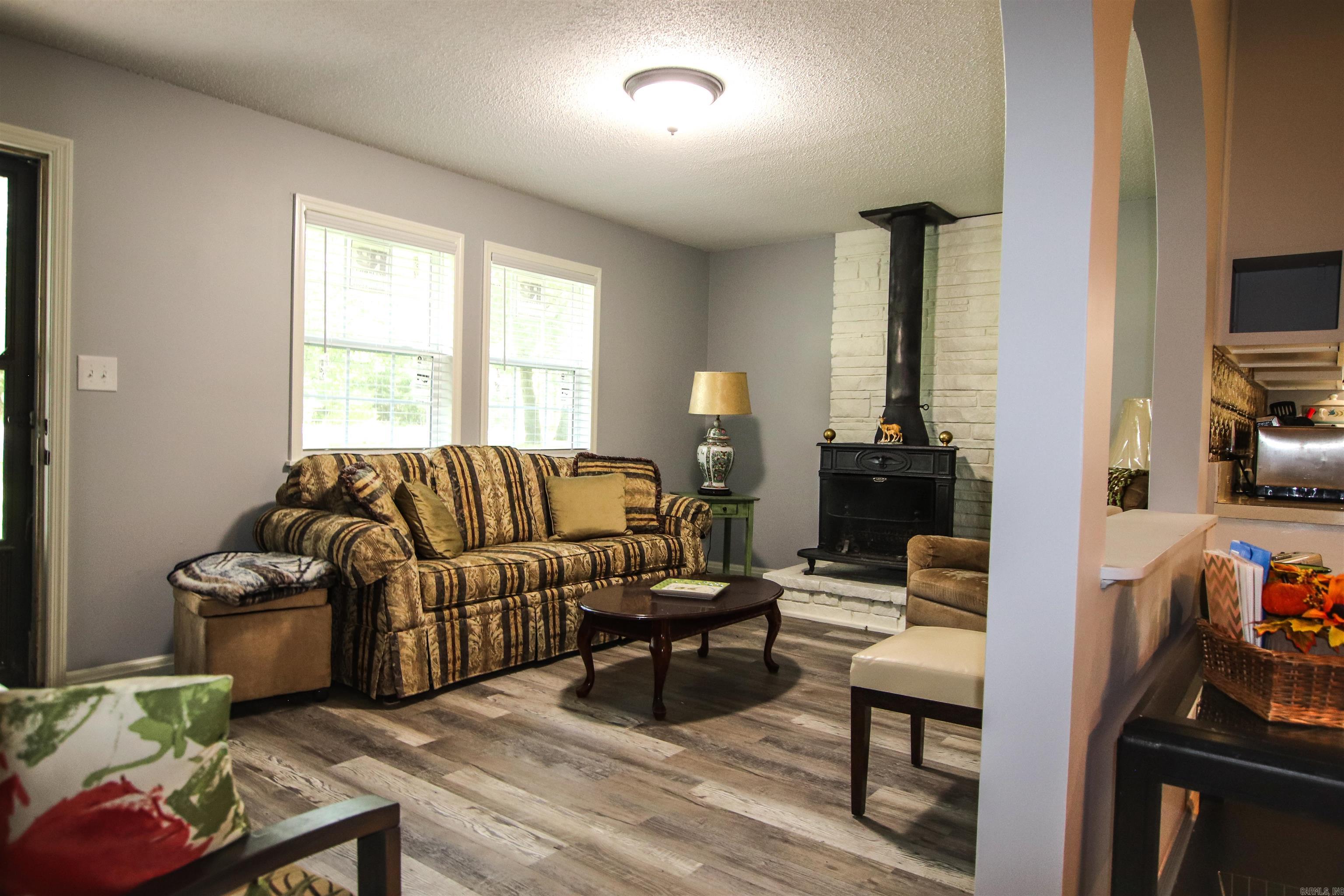 301 Ruby Ln  Horseshoe Bend, AR
