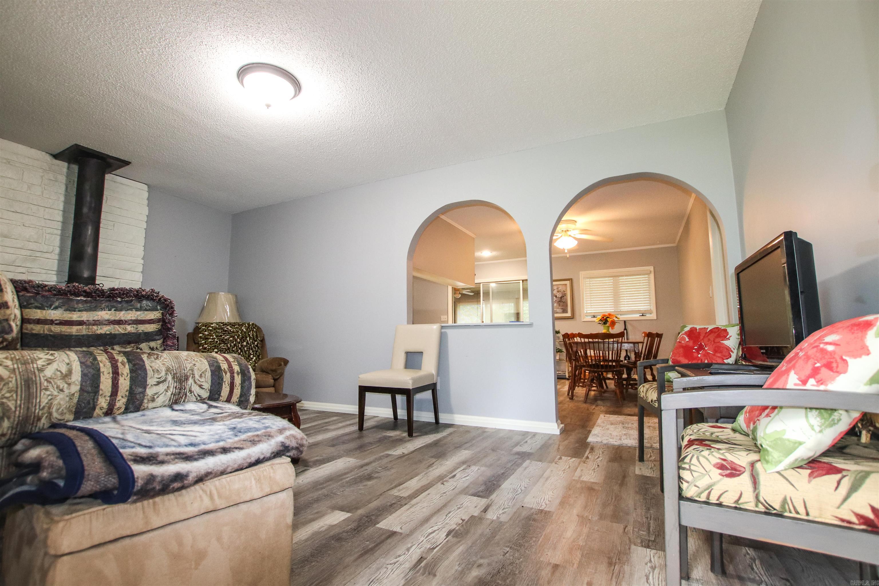 301 Ruby Ln  Horseshoe Bend, AR