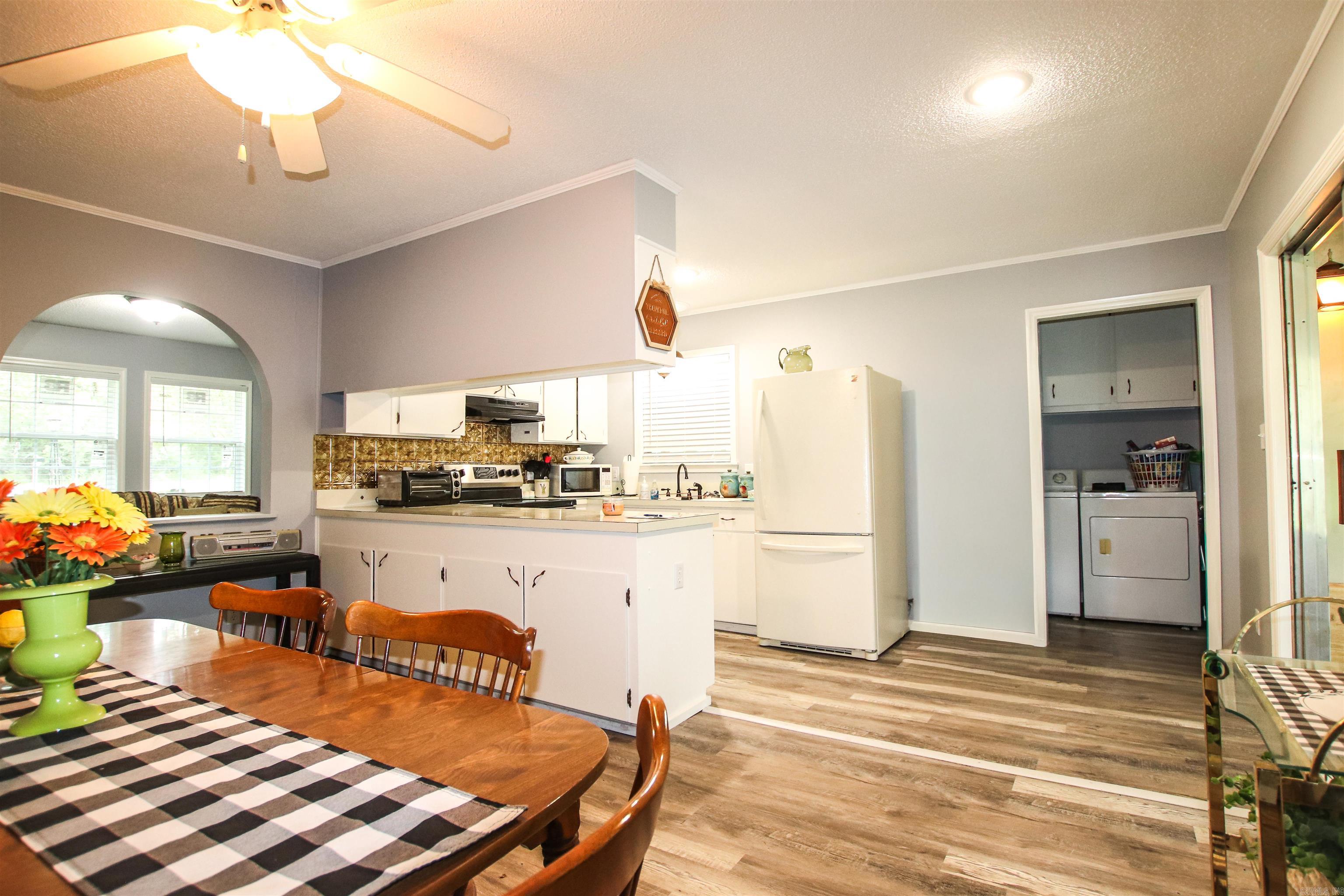 301 Ruby Ln  Horseshoe Bend, AR