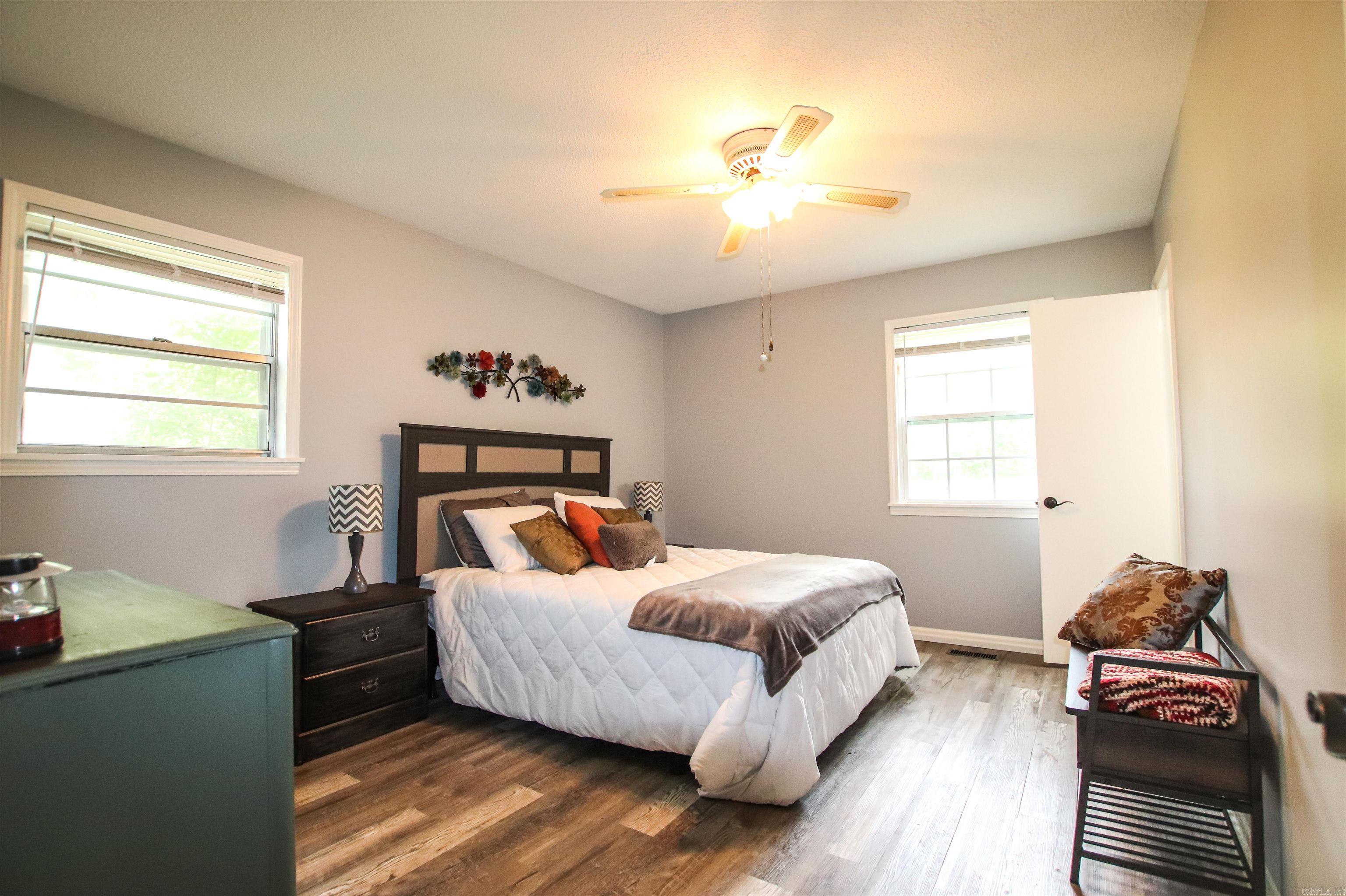 301 Ruby Ln  Horseshoe Bend, AR