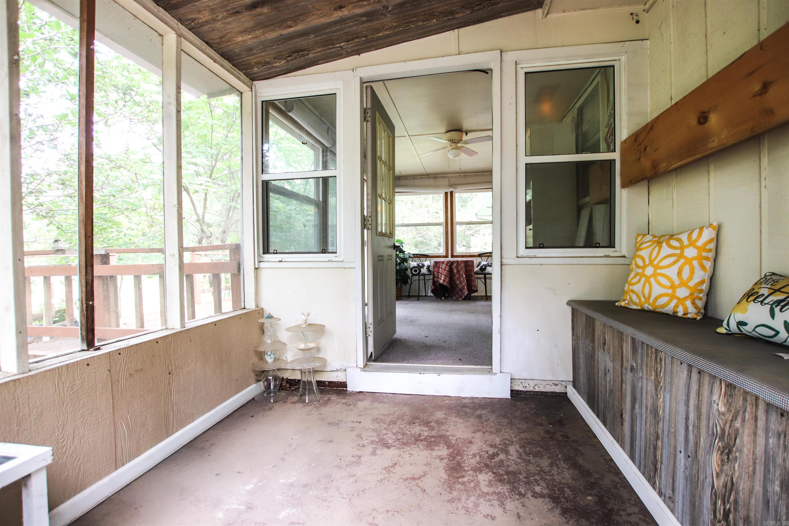 301 Ruby Ln  Horseshoe Bend, AR