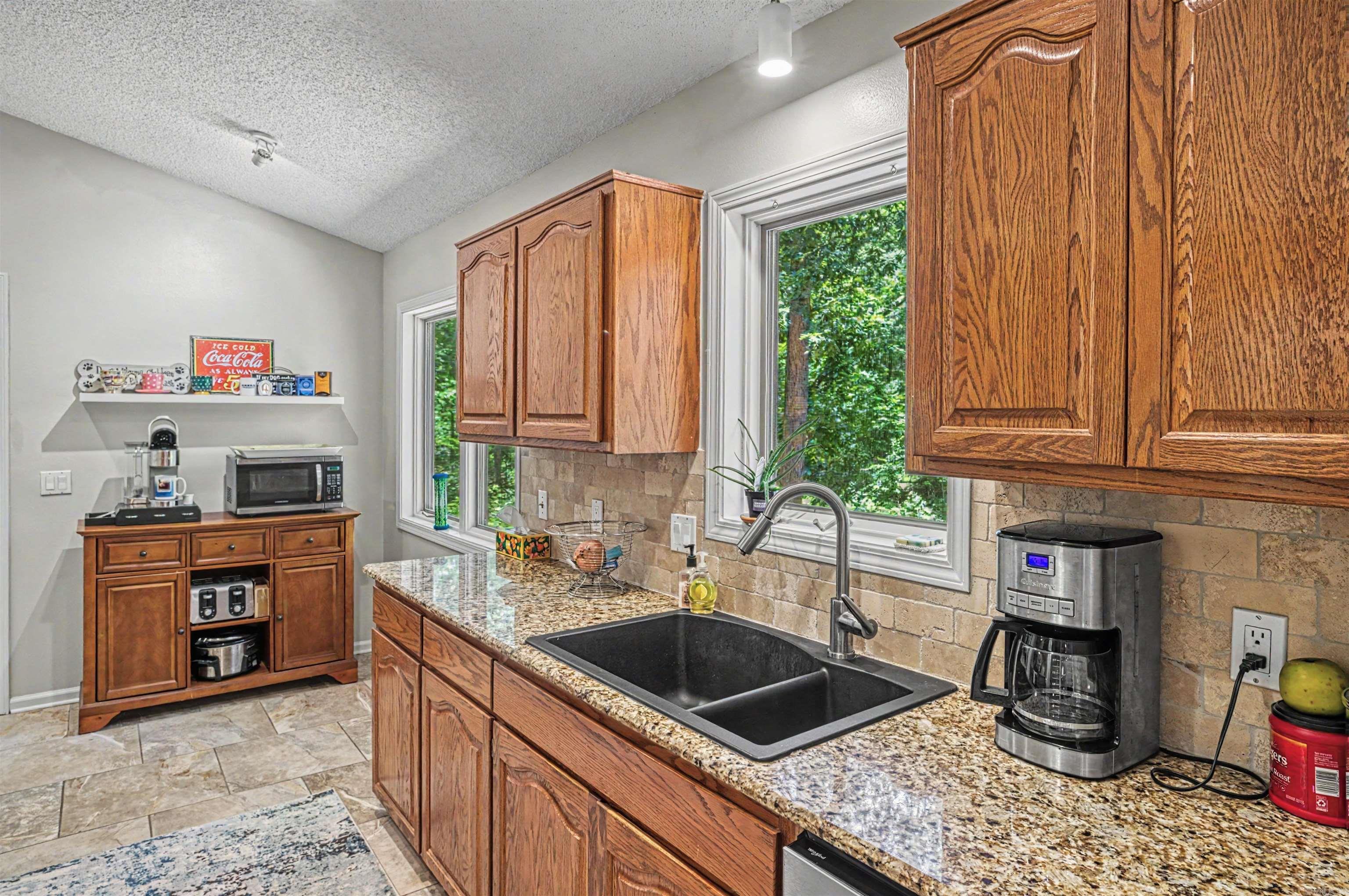 40 Huesca Way  Hot Springs Village, AR