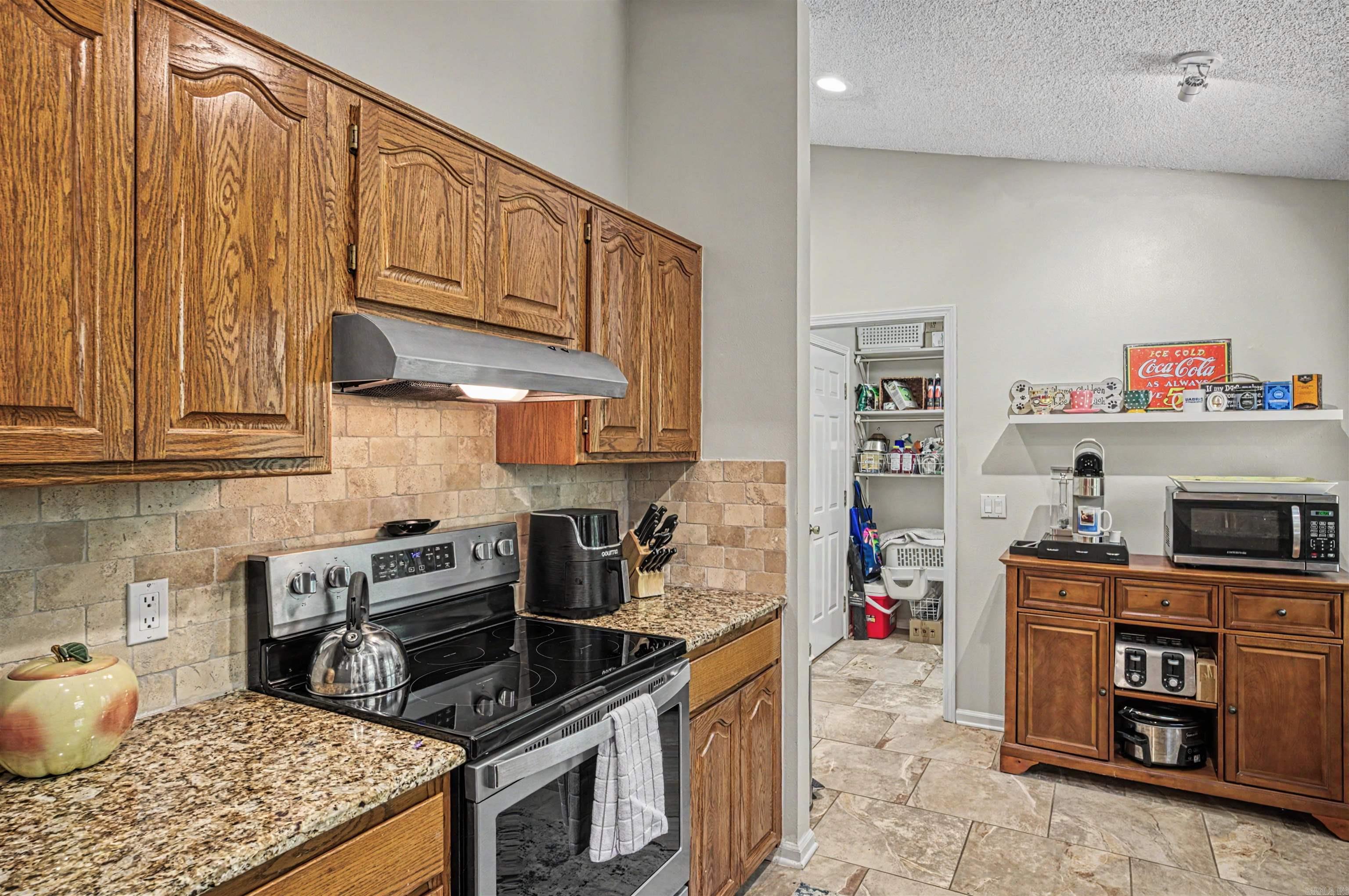 40 Huesca Way  Hot Springs Village, AR