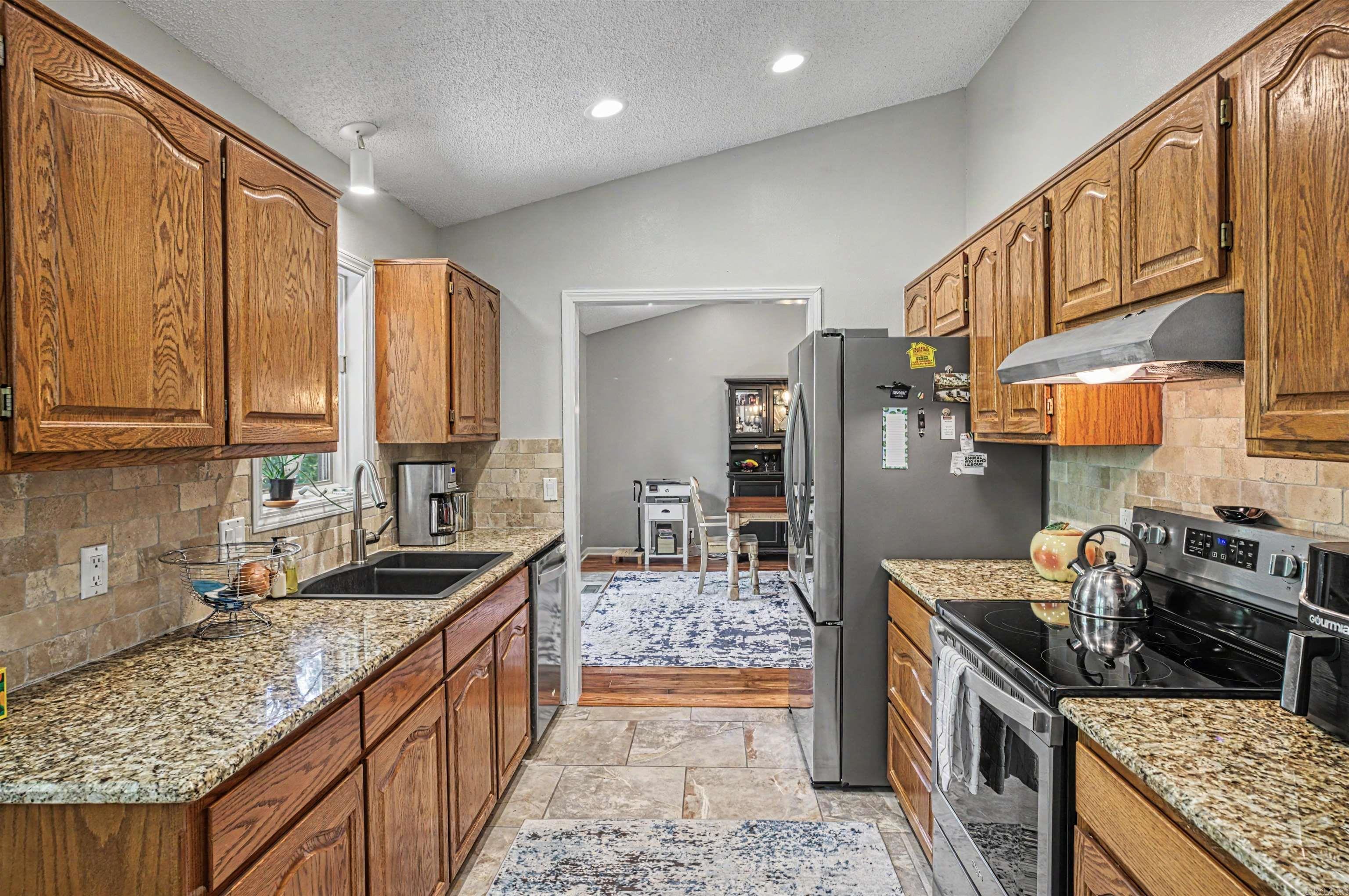 40 Huesca Way  Hot Springs Village, AR