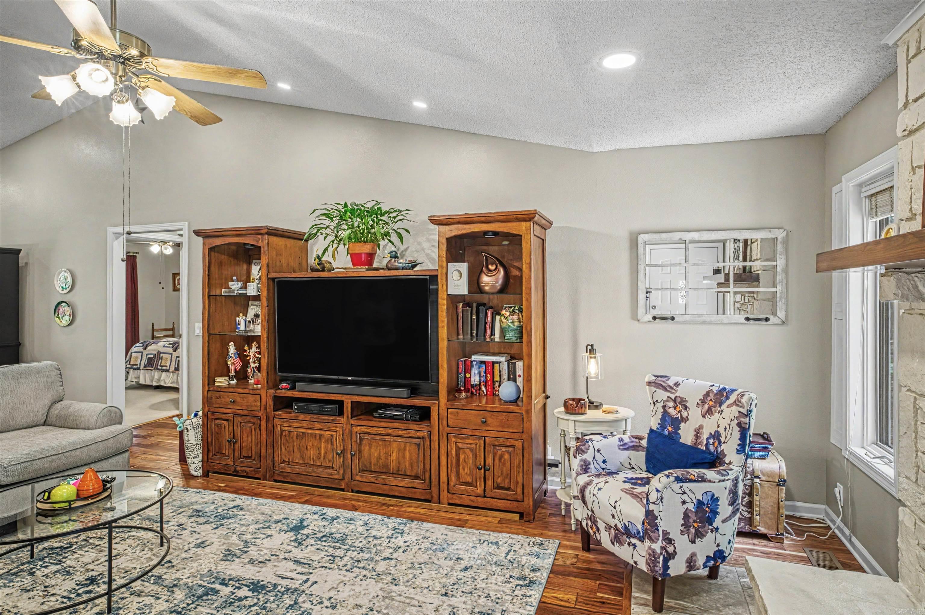 40 Huesca Way  Hot Springs Village, AR