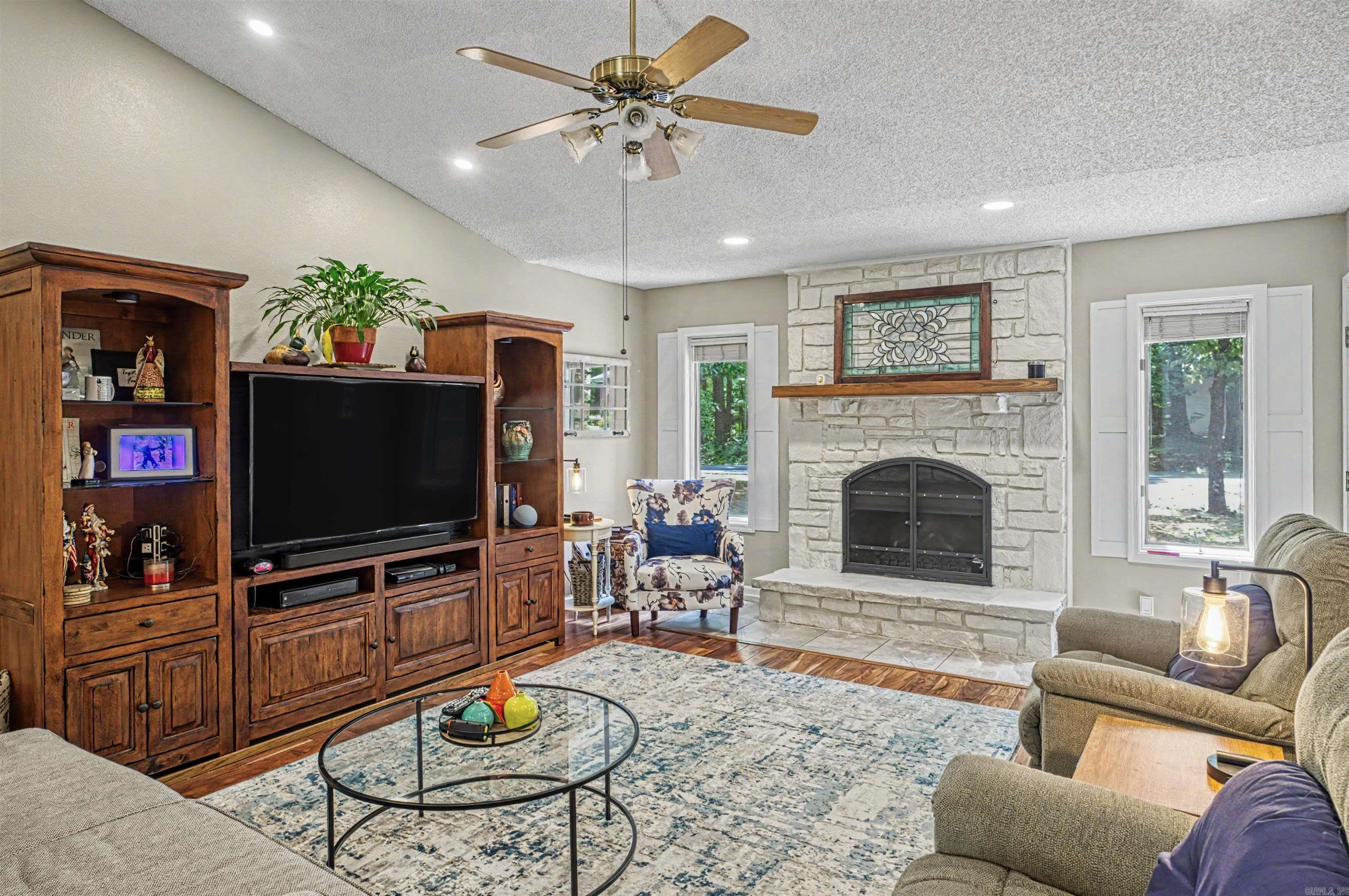 40 Huesca Way  Hot Springs Village, AR