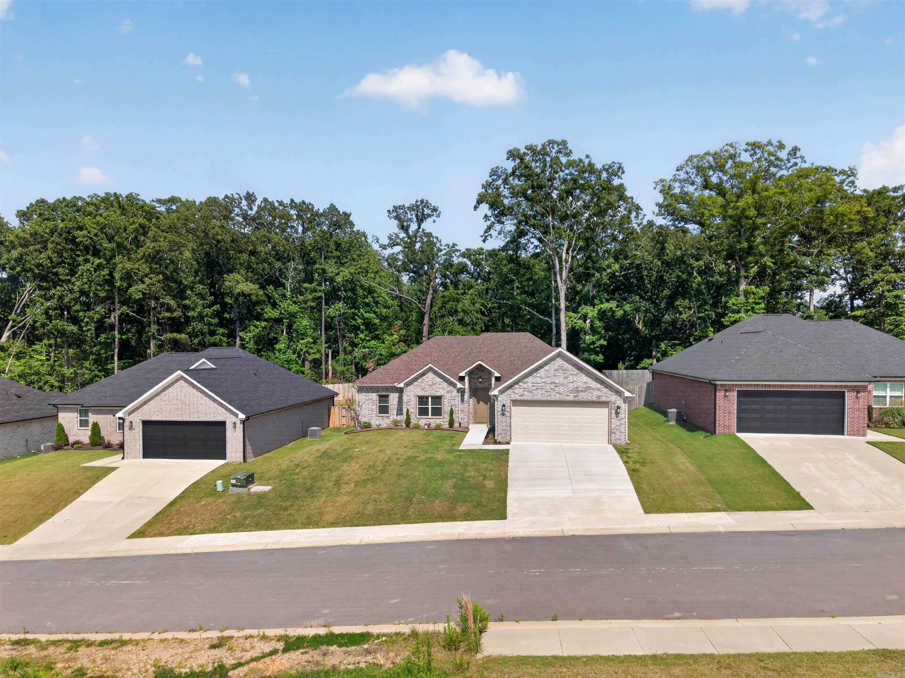5009 Springwood  Bryant, AR
