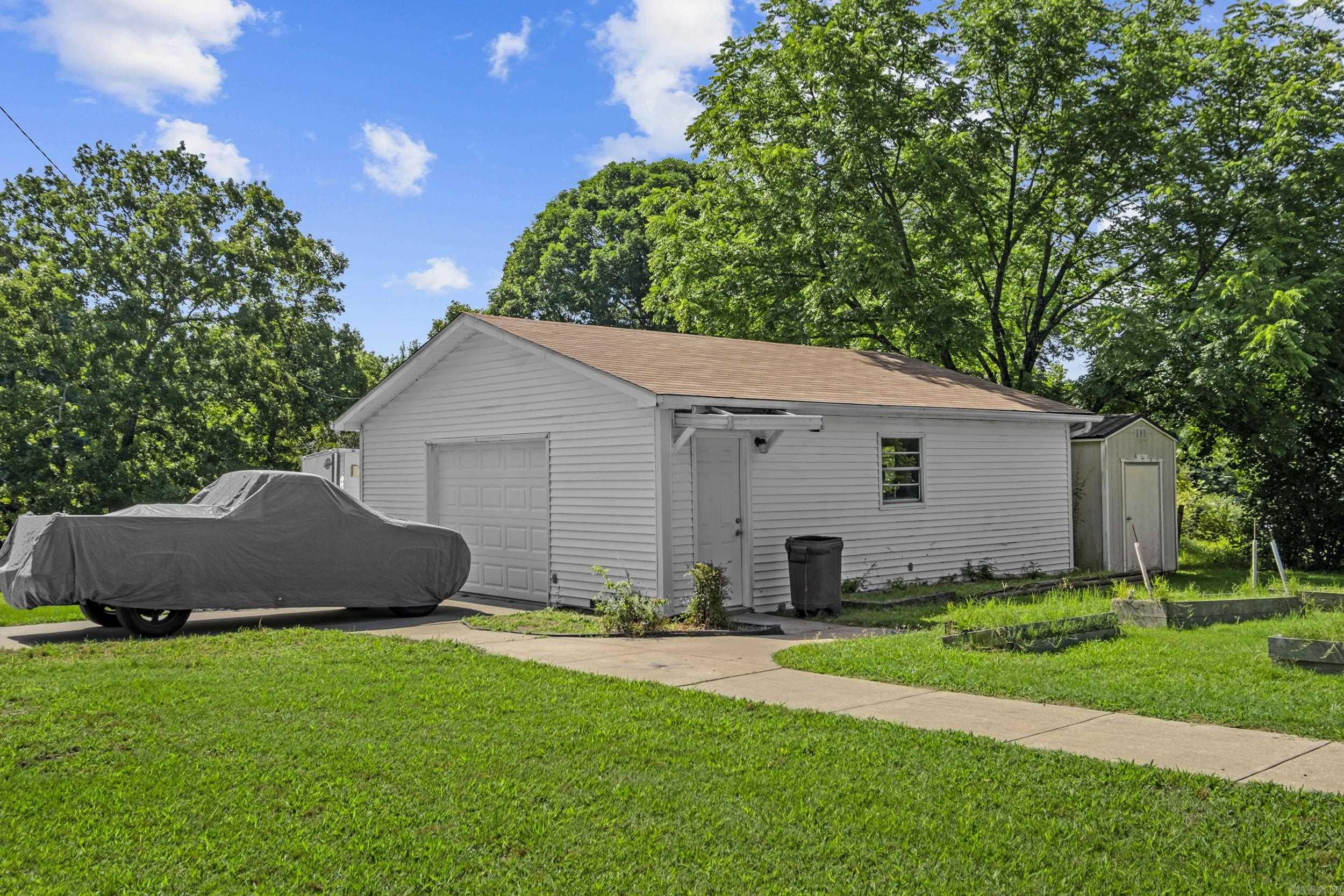 49 Floyd  Pangburn, AR