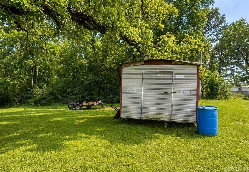 301 Grandview  Atlanta, TX