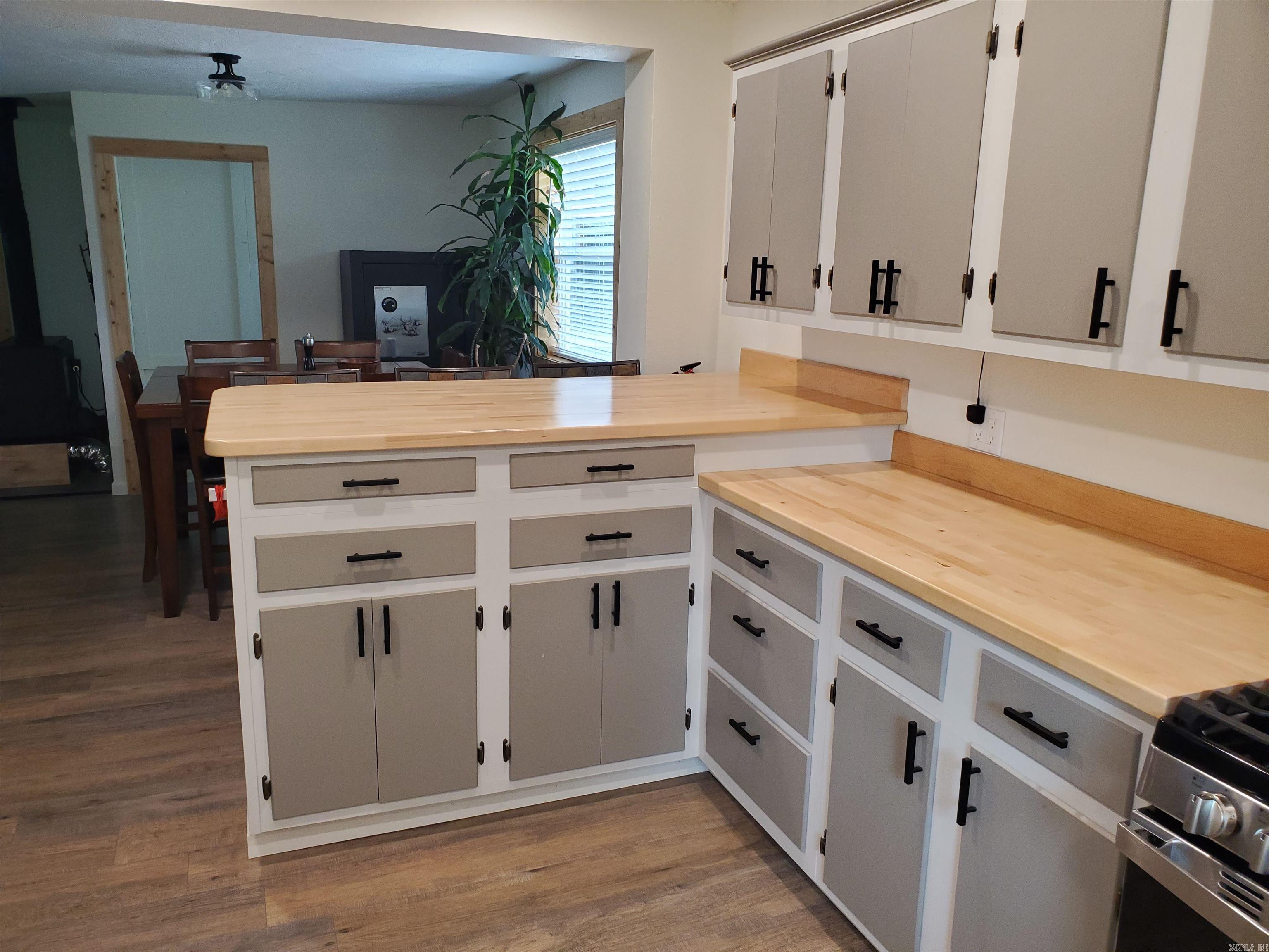 3039 Zack Ridge  Marshall, AR