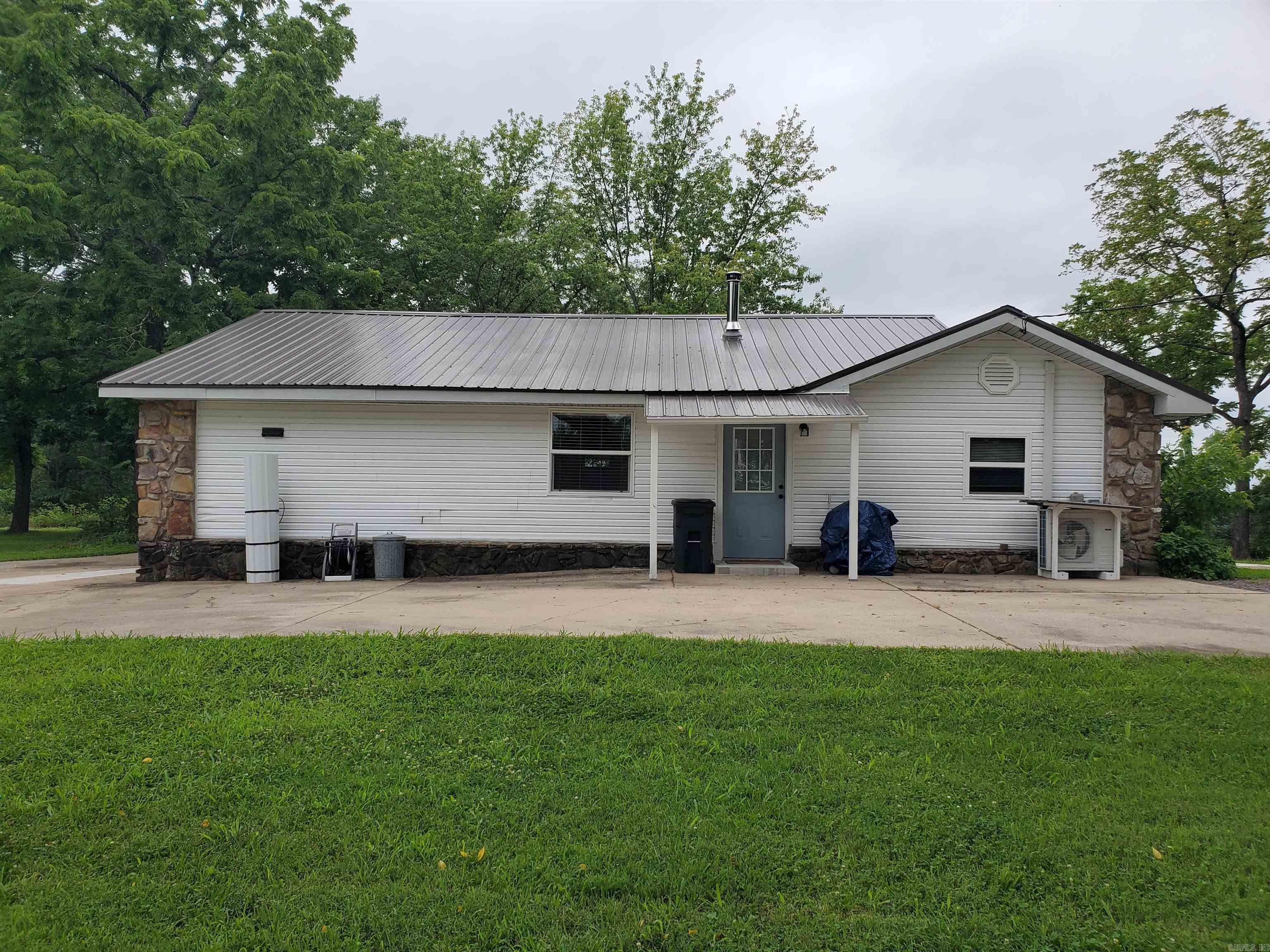 3039 Zack Ridge  Marshall, AR